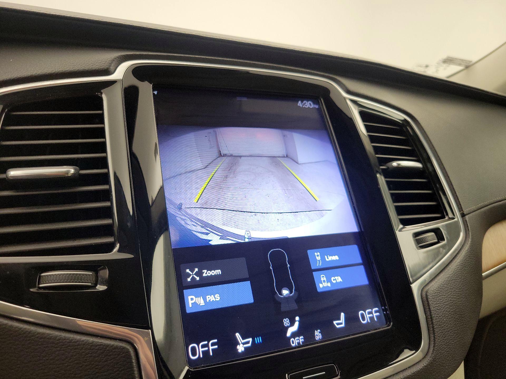 Thumbnail: 2019 Volvo XC90 - 15