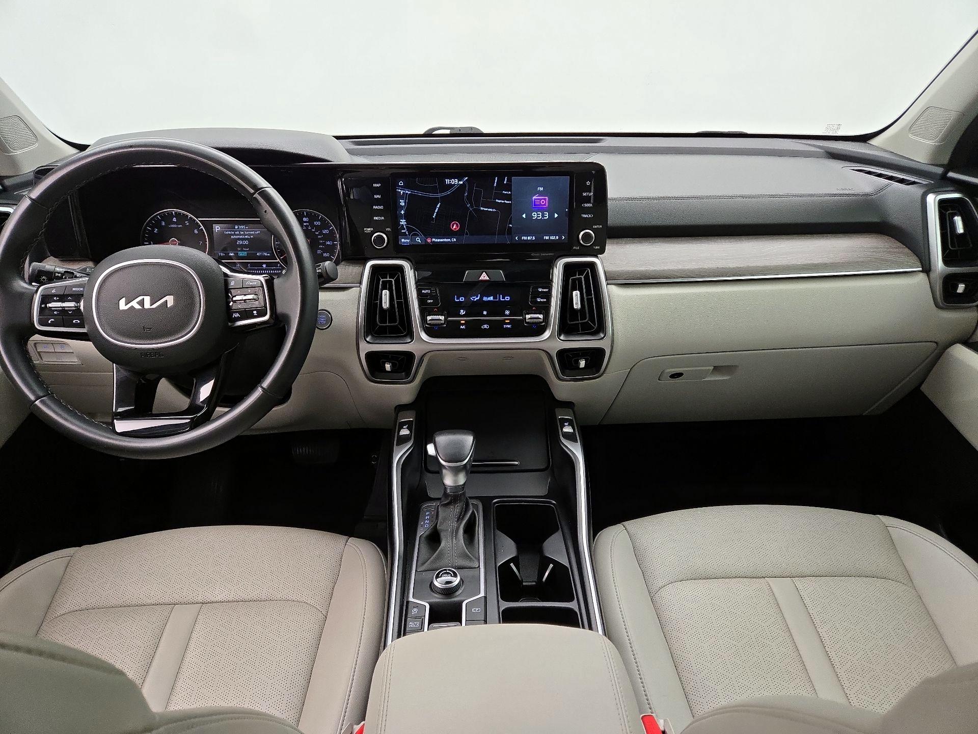 Thumbnail: 2022 Kia Sorento - 9