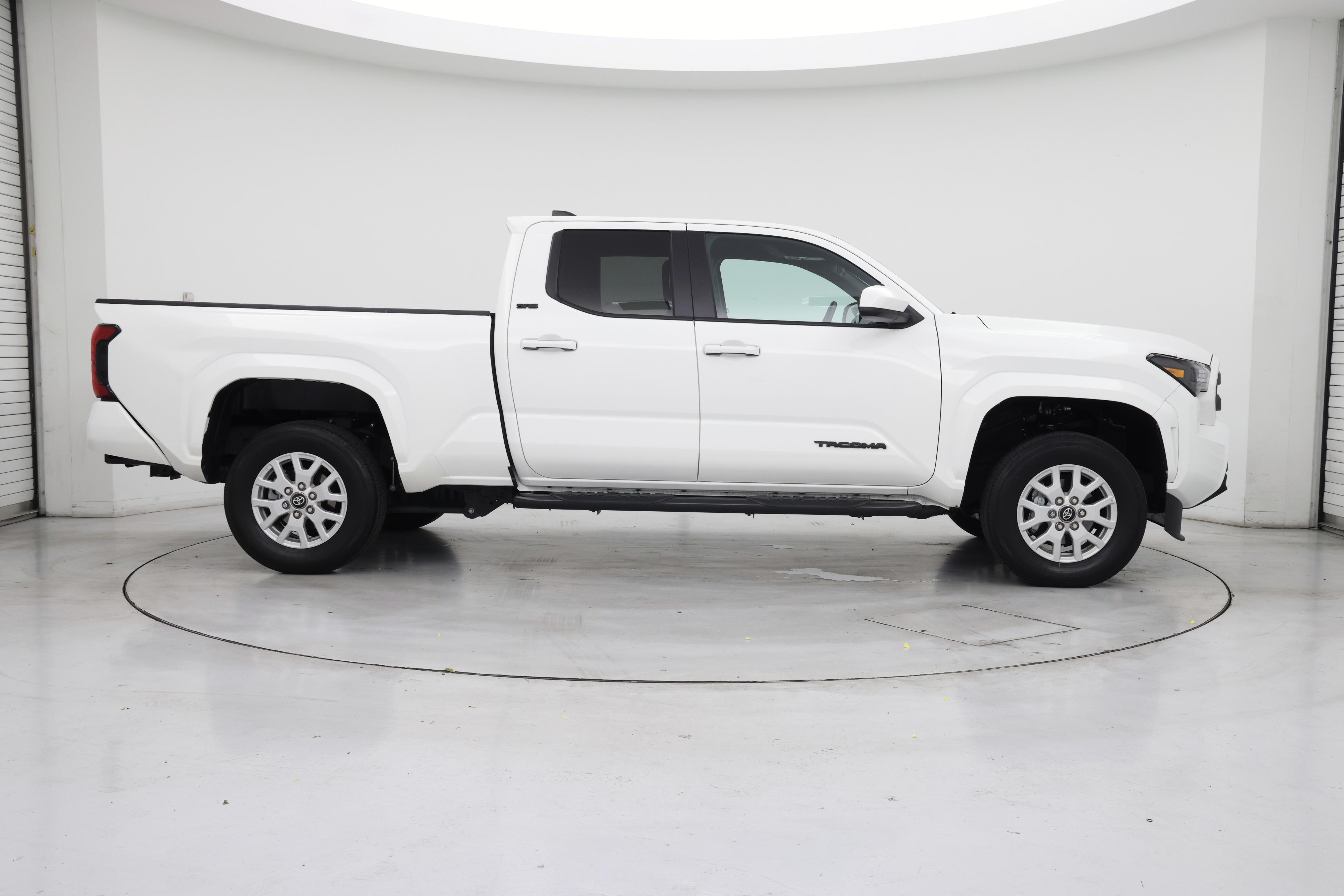Thumbnail: 2025 Toyota Tacoma - 7