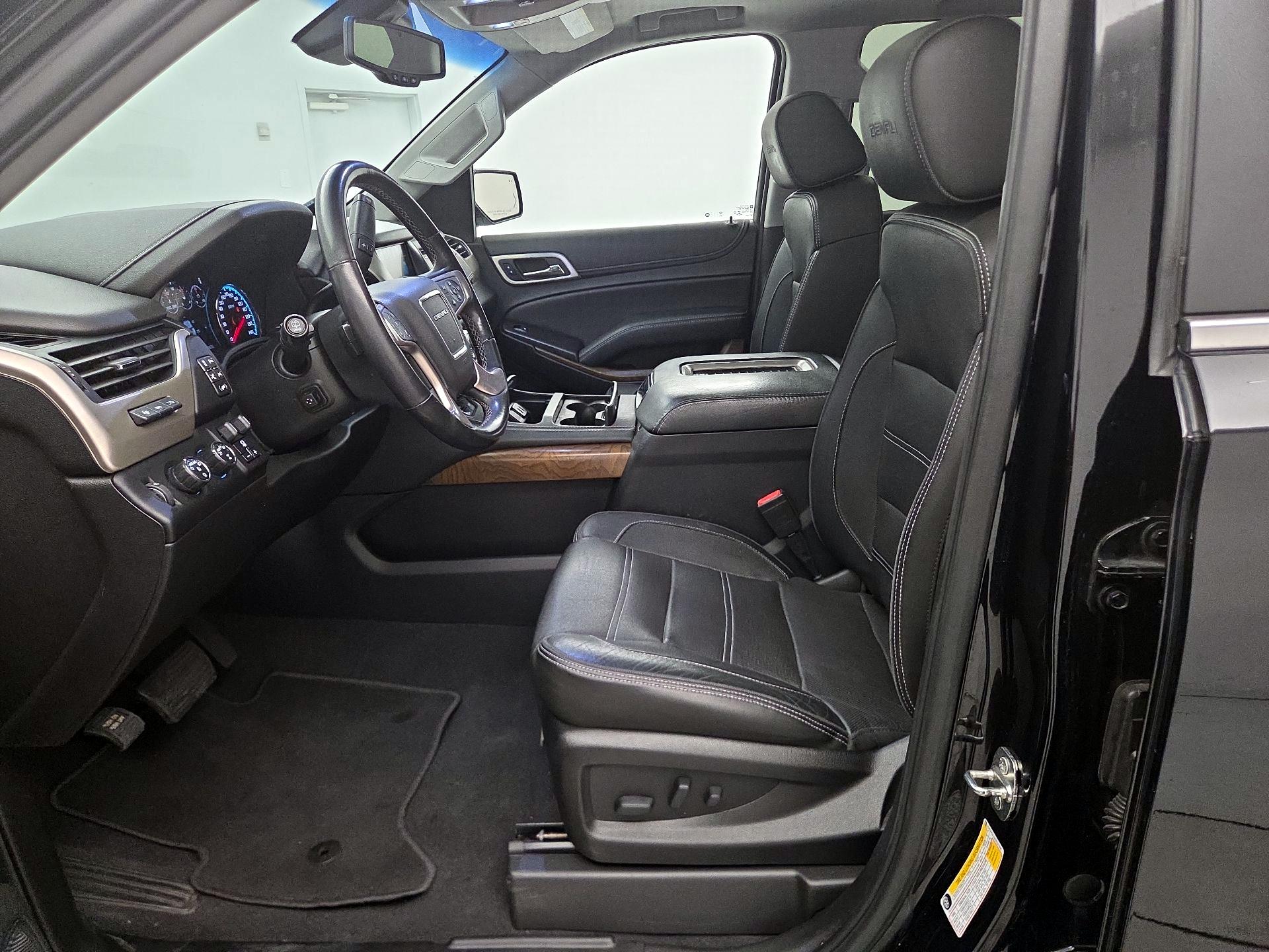 Thumbnail: 2019 GMC Yukon - 11