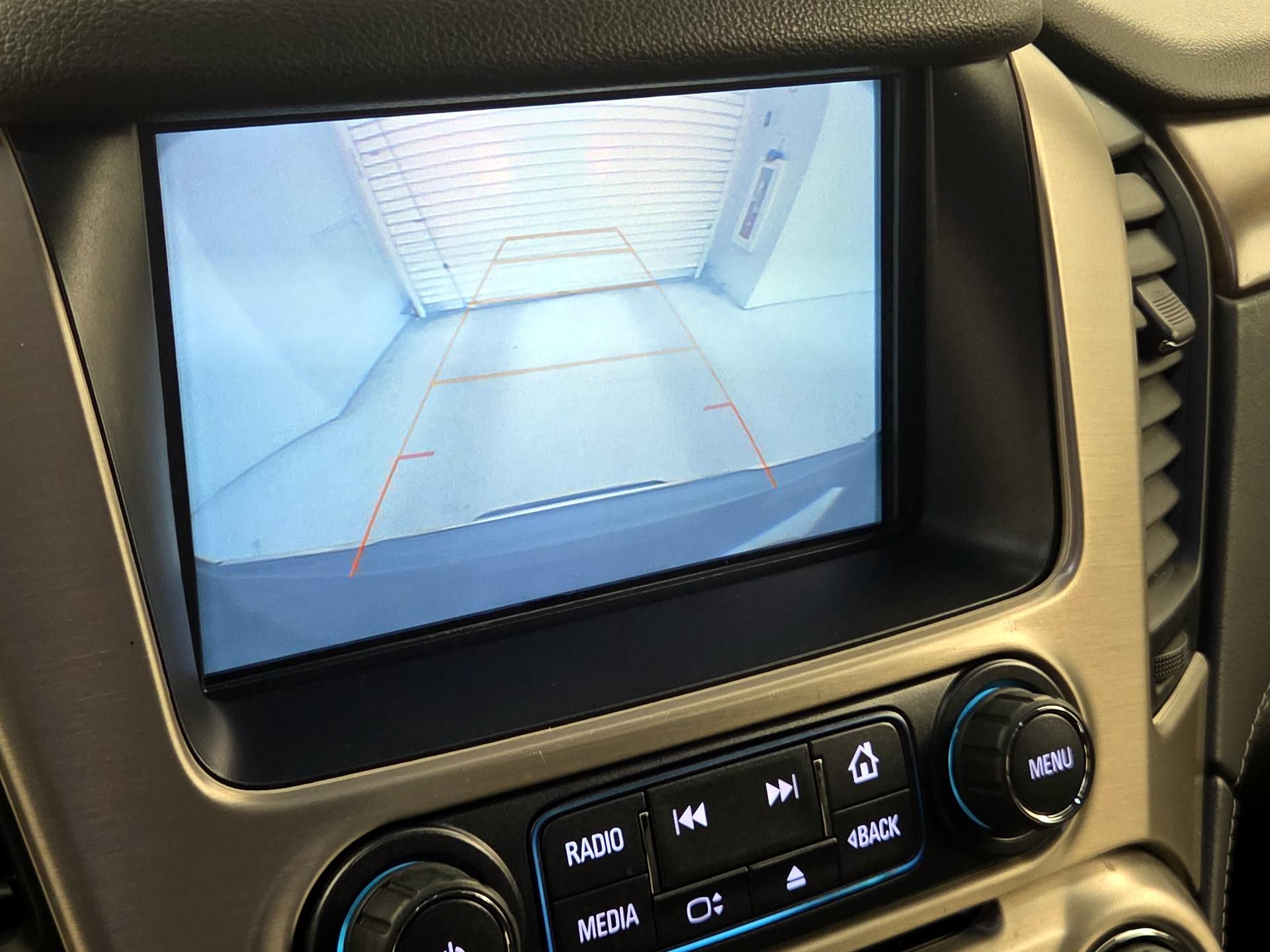 Thumbnail: 2019 GMC Yukon - 14