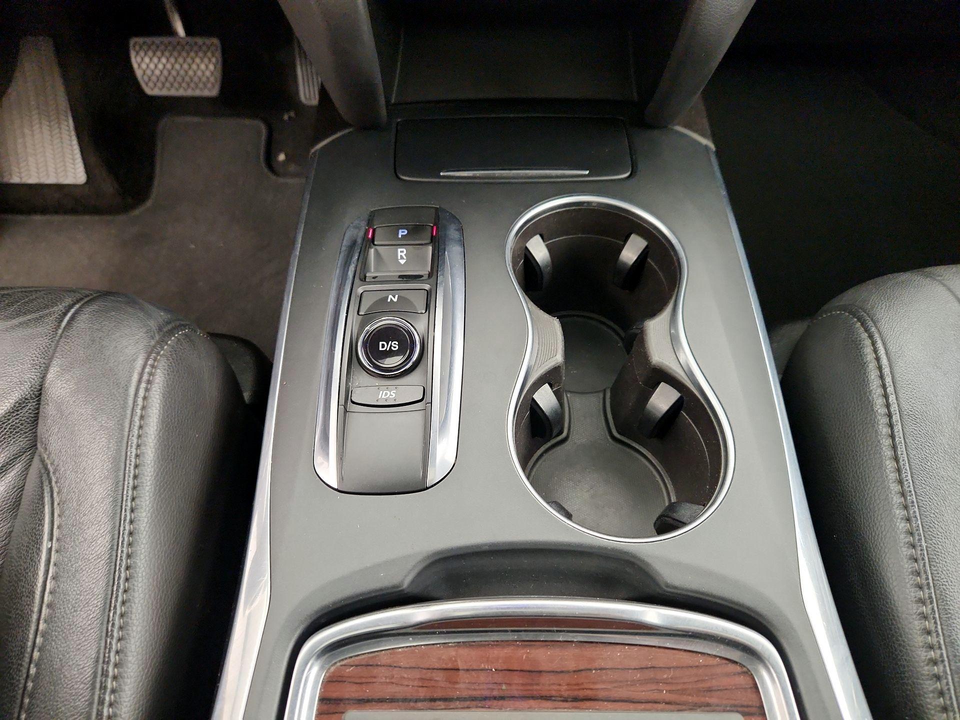 Thumbnail: 2016 Acura MDX - 18