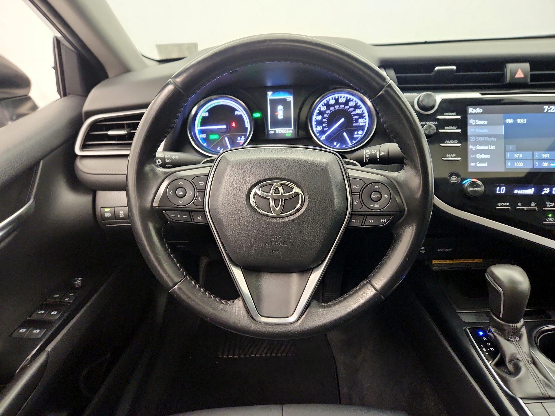 Thumbnail: 2019 Toyota Camry - 10
