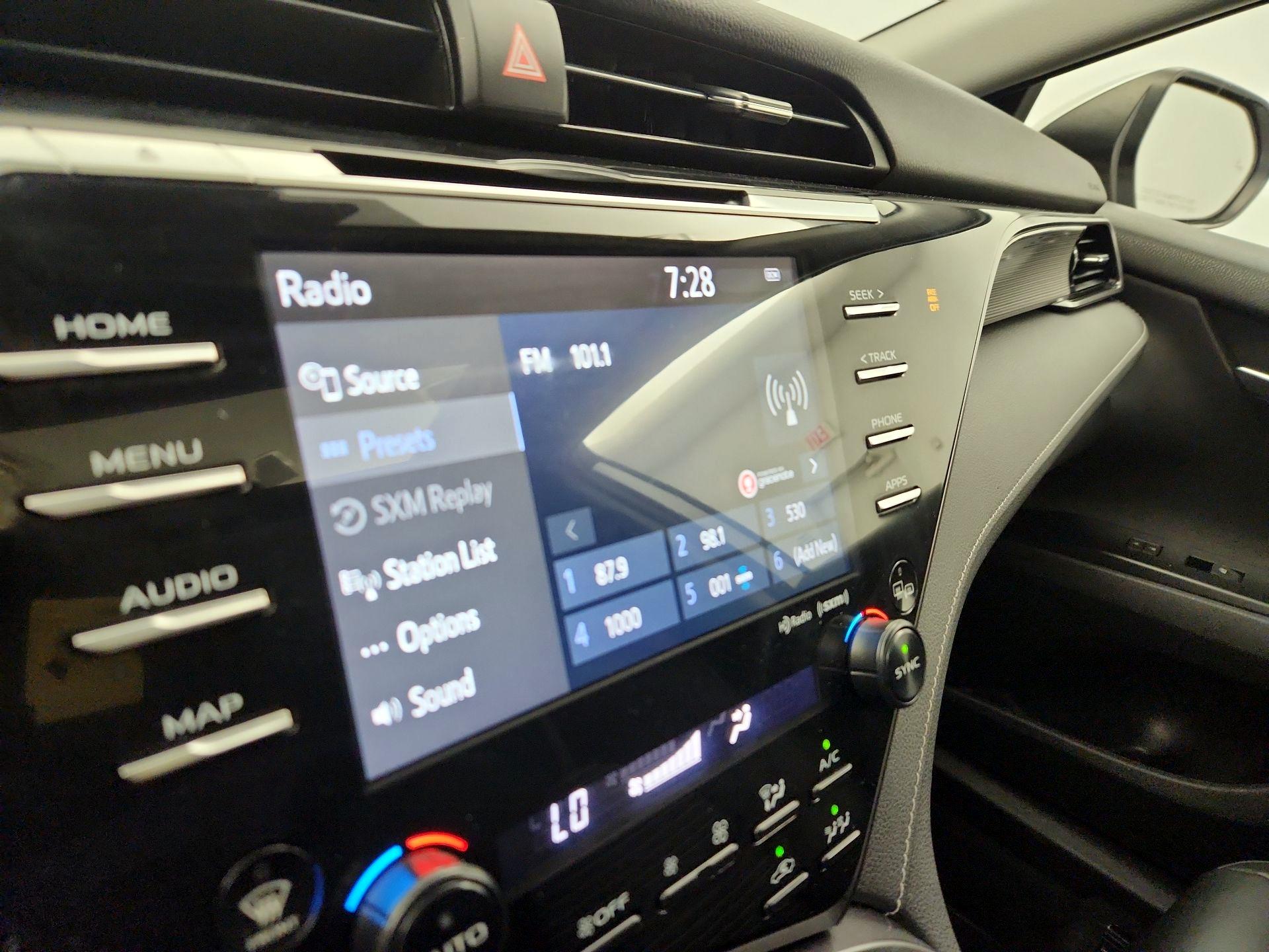 Thumbnail: 2019 Toyota Camry - 15