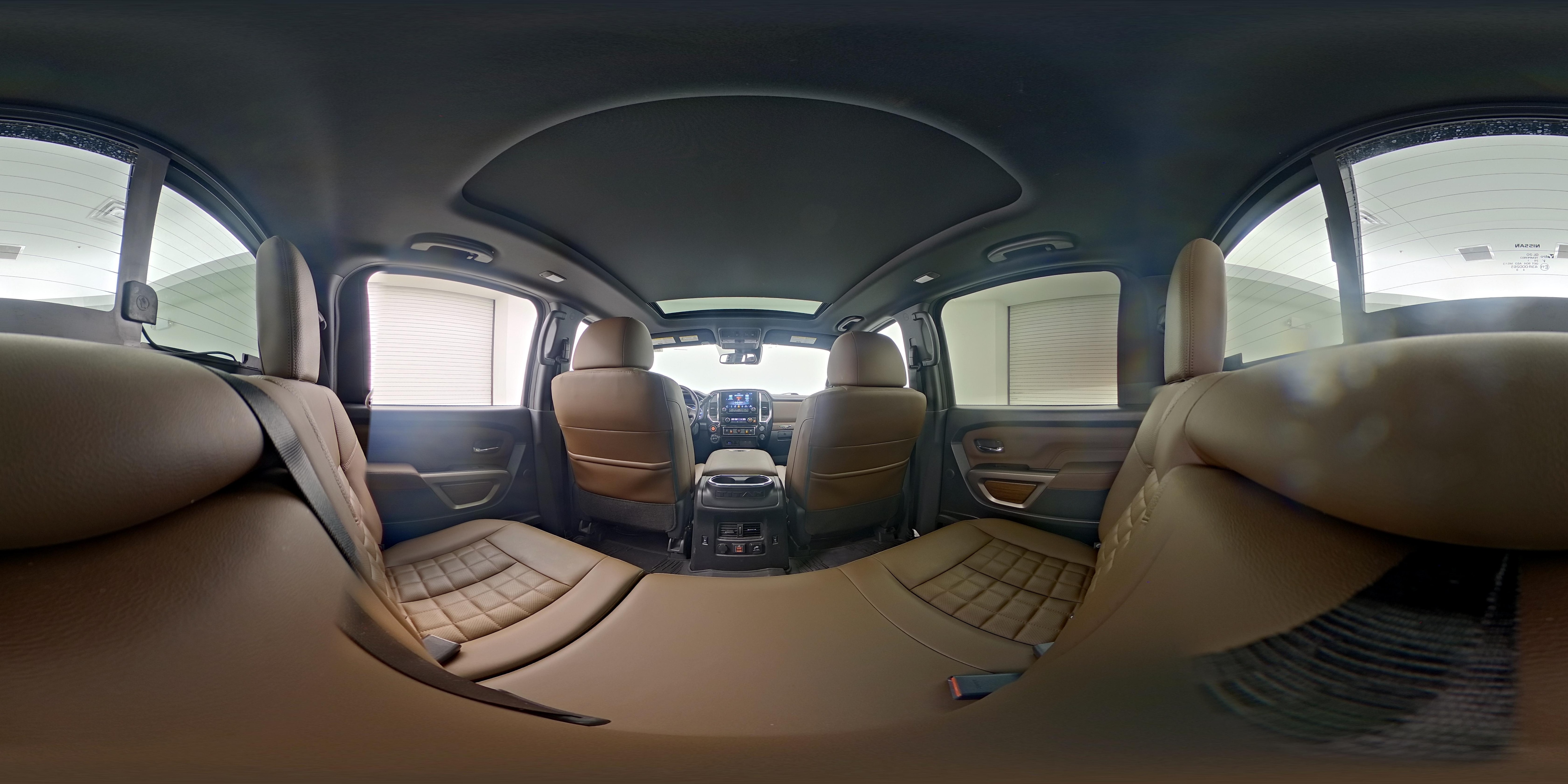 2022 Nissan Titan Platinum Reserve - Photo 27