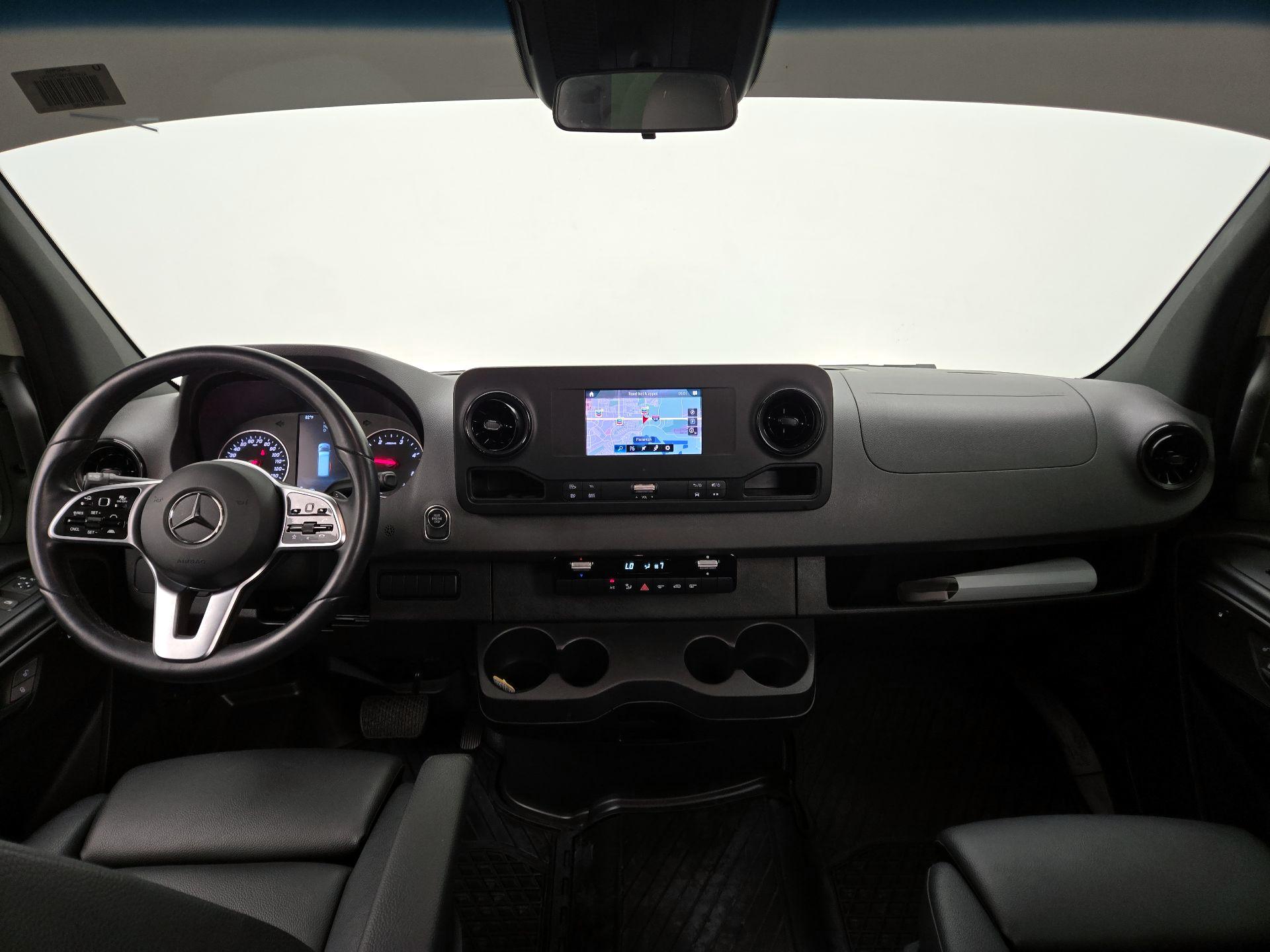 Thumbnail: 2022 Mercedes-Benz Sprinter - 9