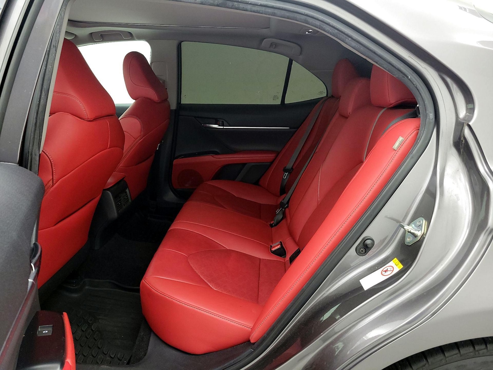 2019 Toyota Camry XSE - Photo 22