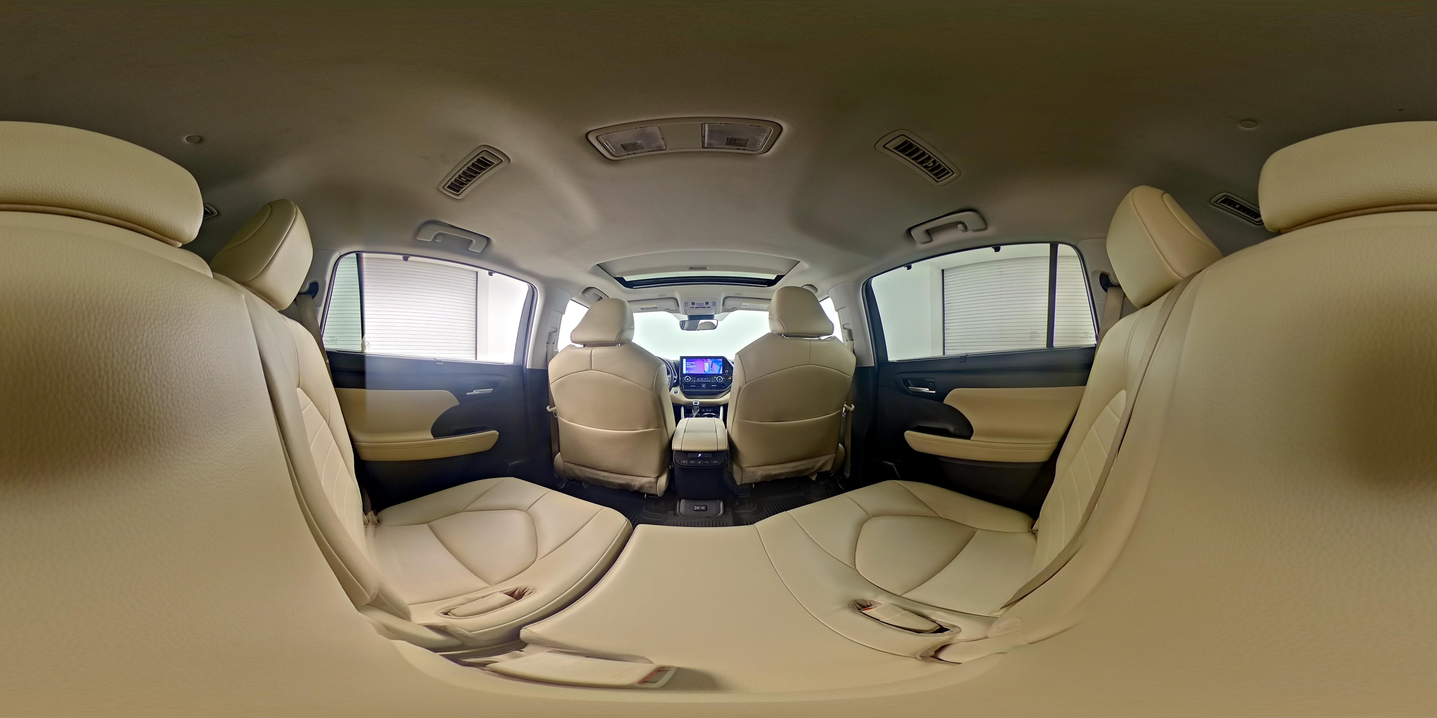 2023 Toyota Highlander XLE - Photo 26