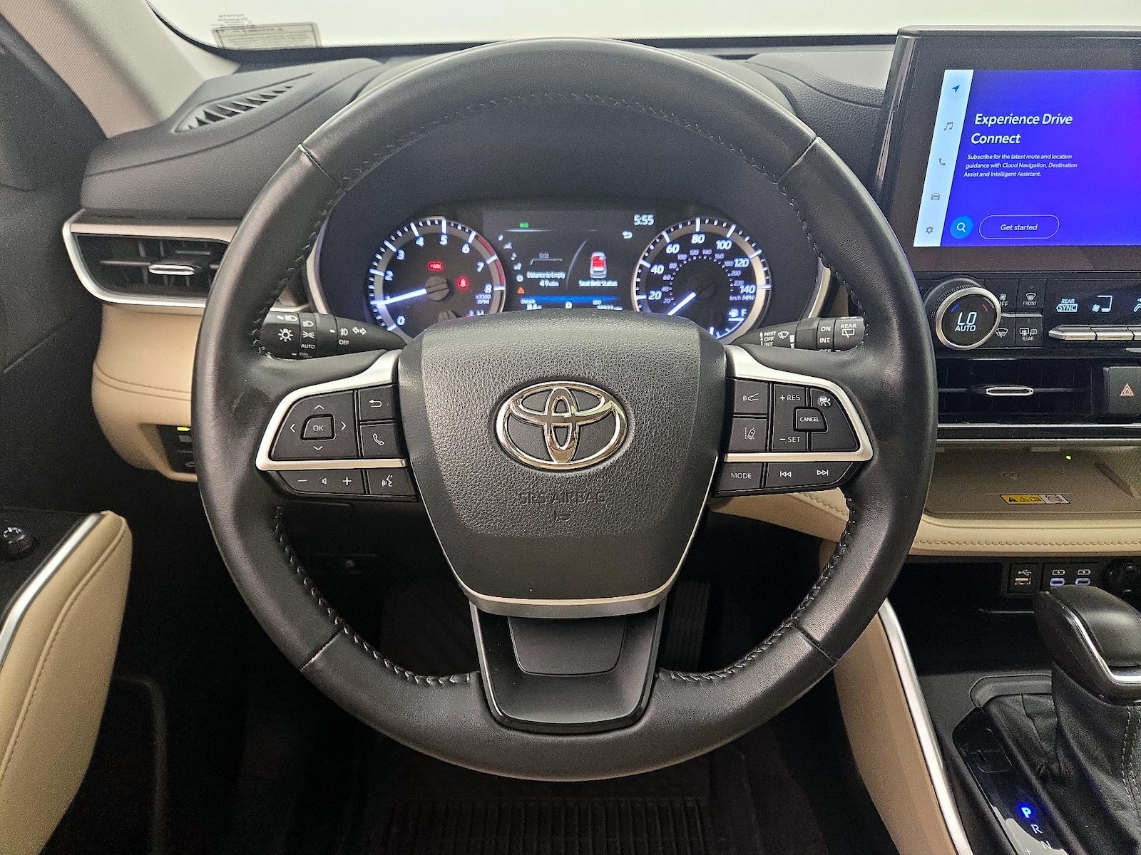 2023 Toyota Highlander XLE - Photo 11