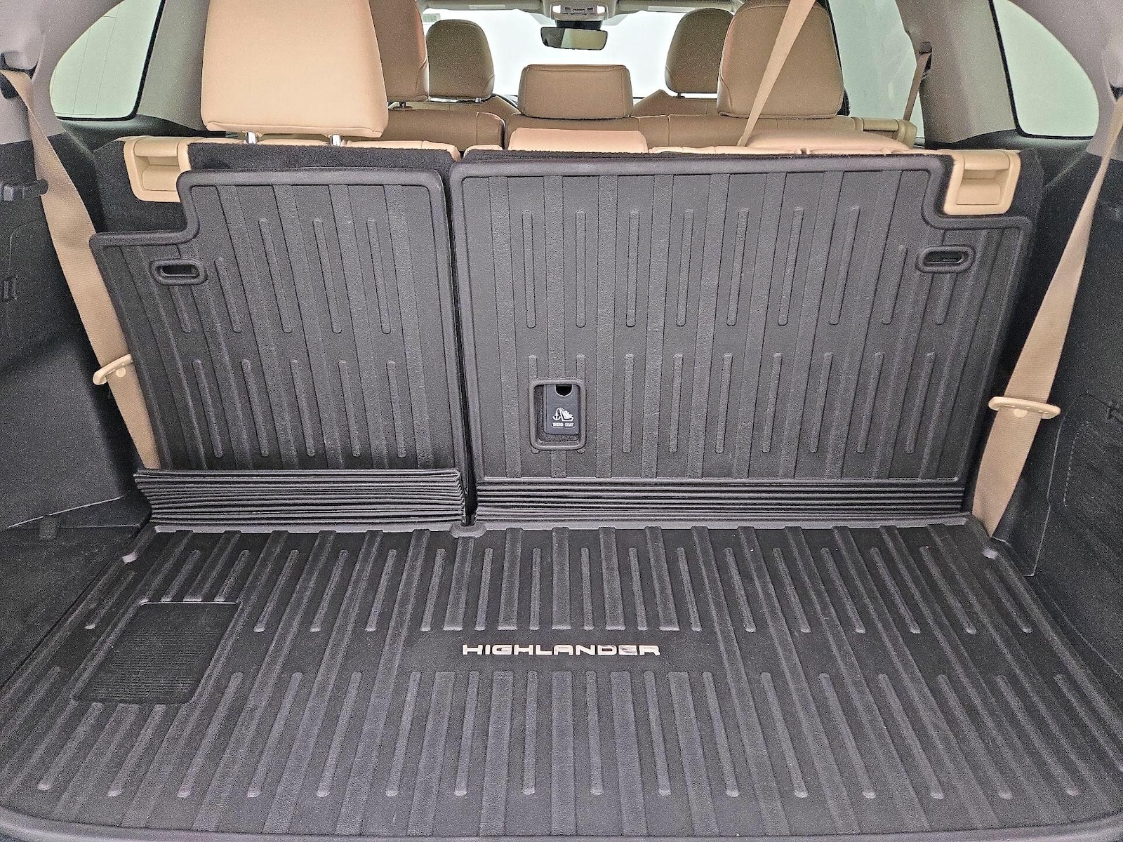 2023 Toyota Highlander XLE - Photo 22