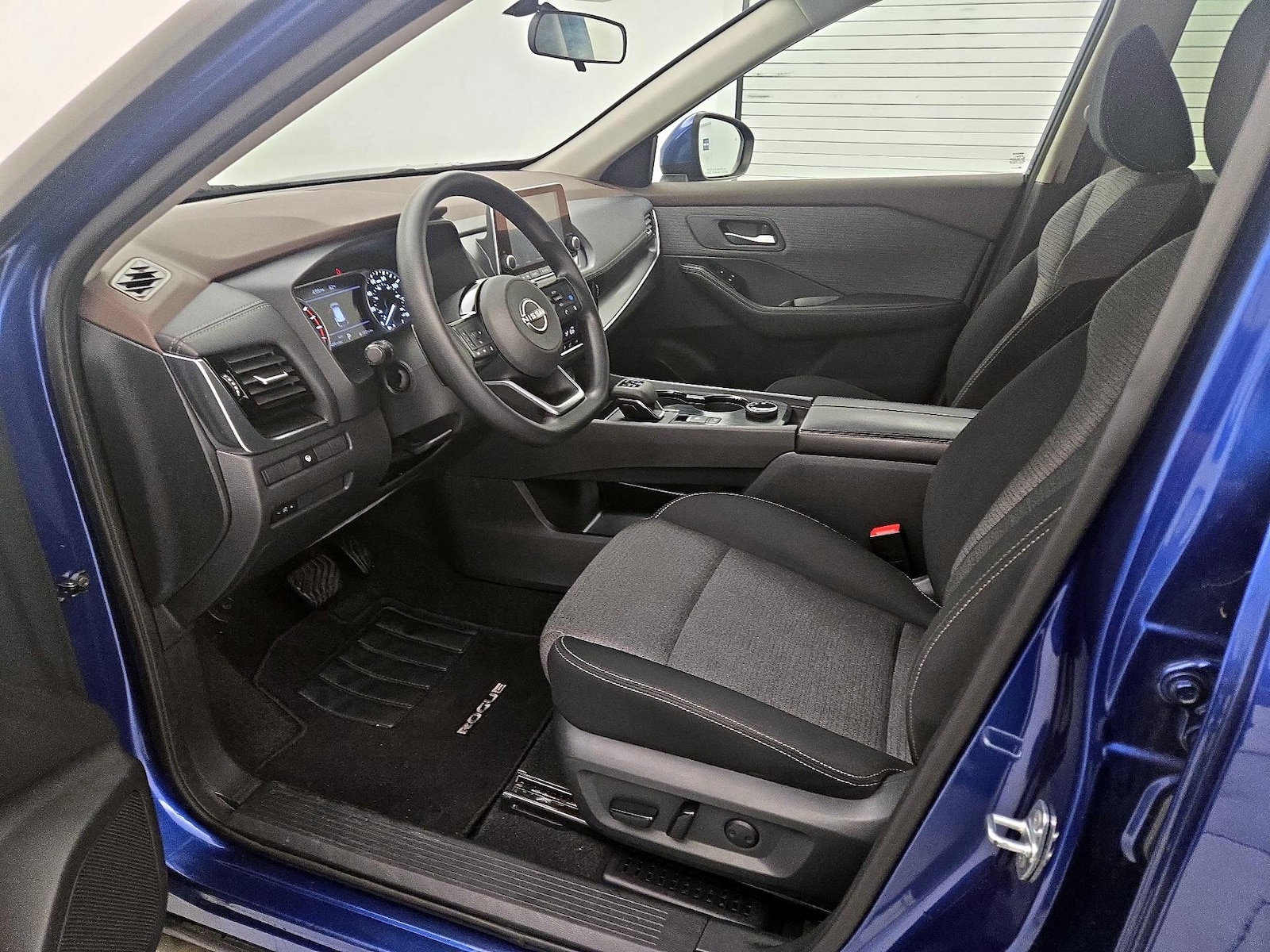 Power Seat(s) & Side Airbags