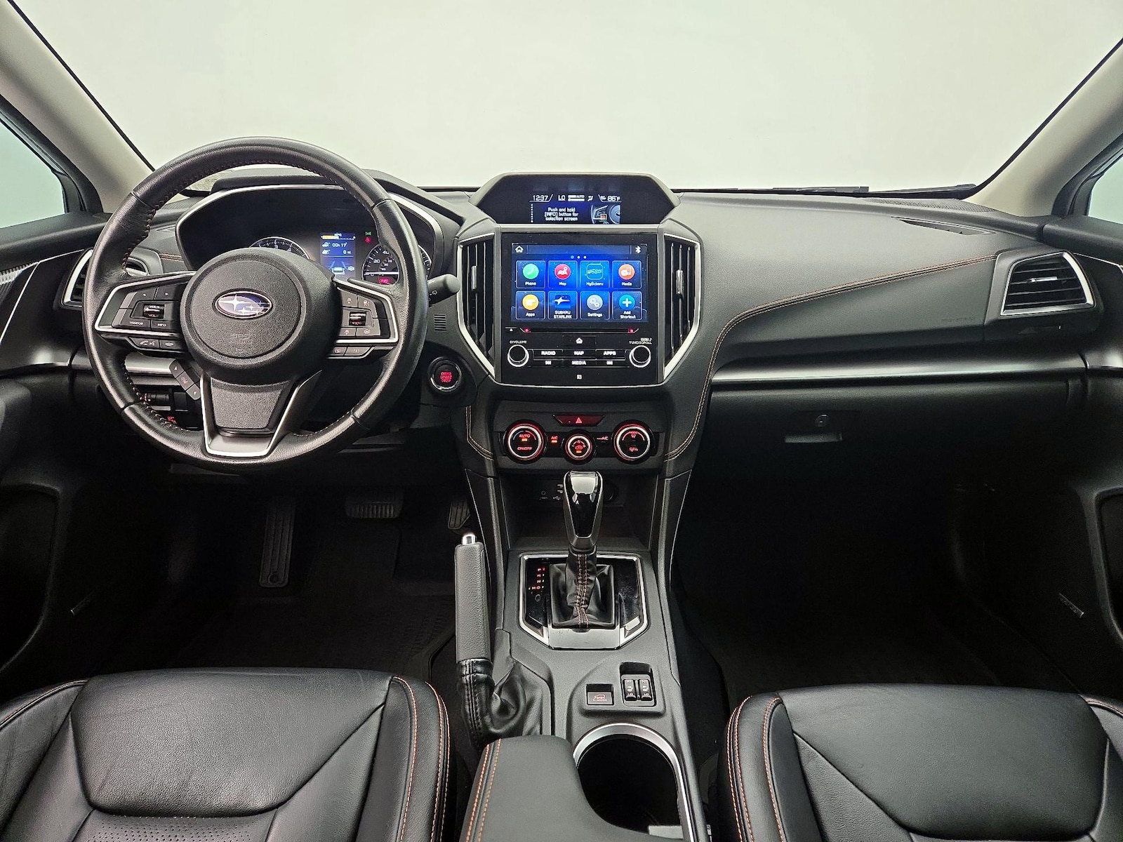 Apple CarPlay® & Android Auto™