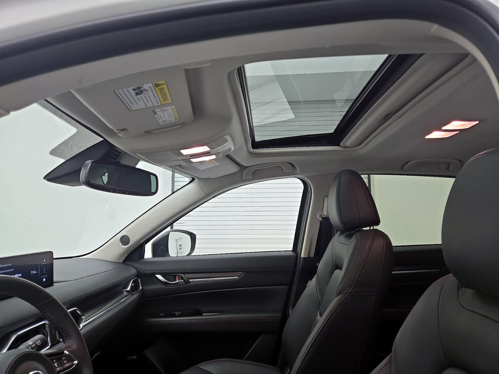 Sunroof(s) & Overhead Airbags