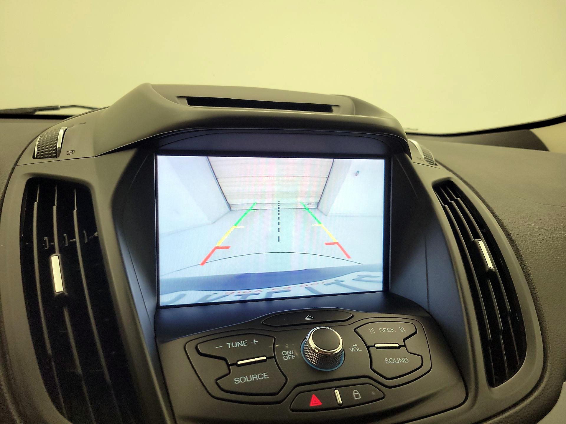 Thumbnail: 2014 Ford Escape - 15