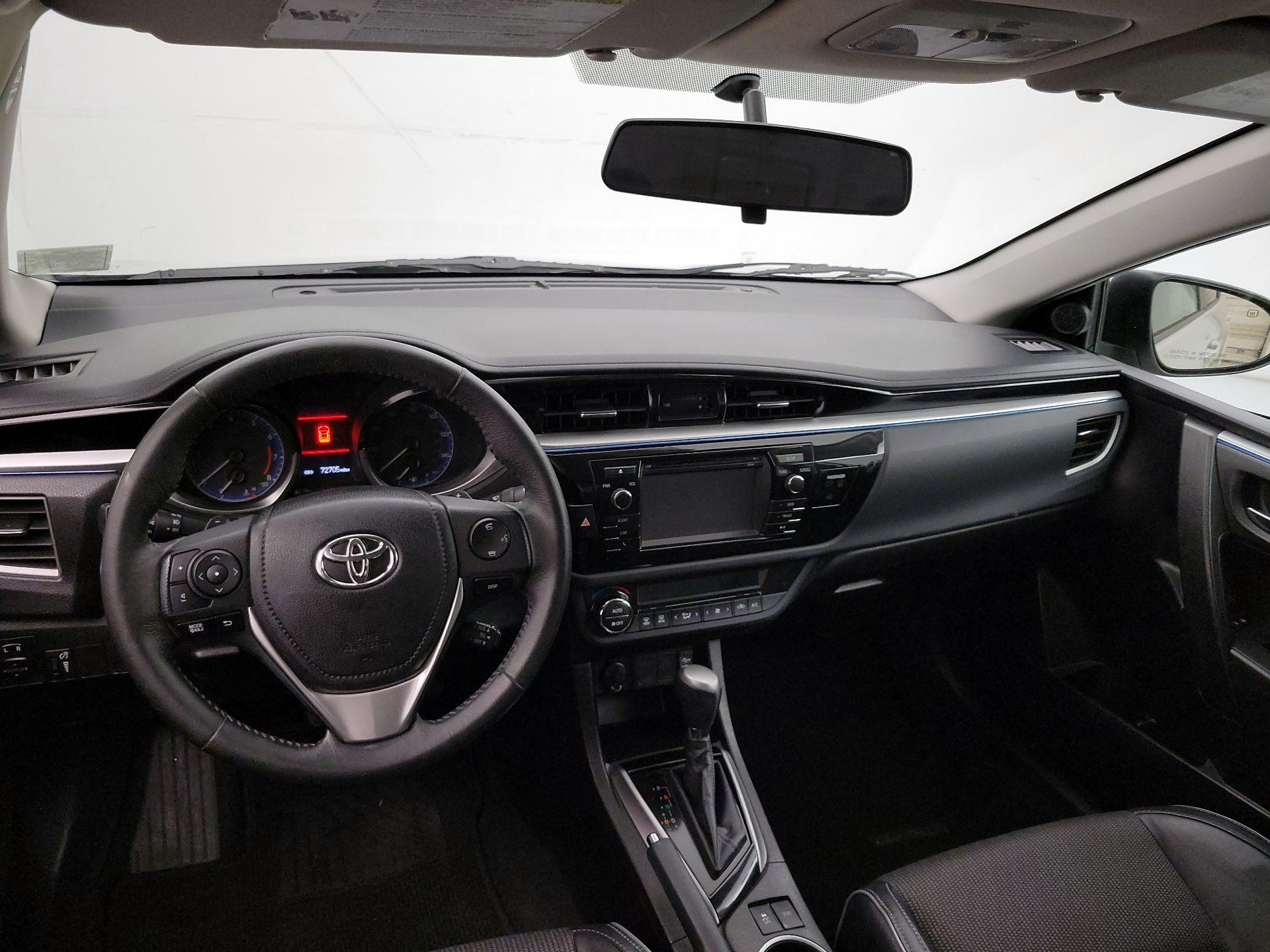 Thumbnail: 2015 Toyota Corolla - 9
