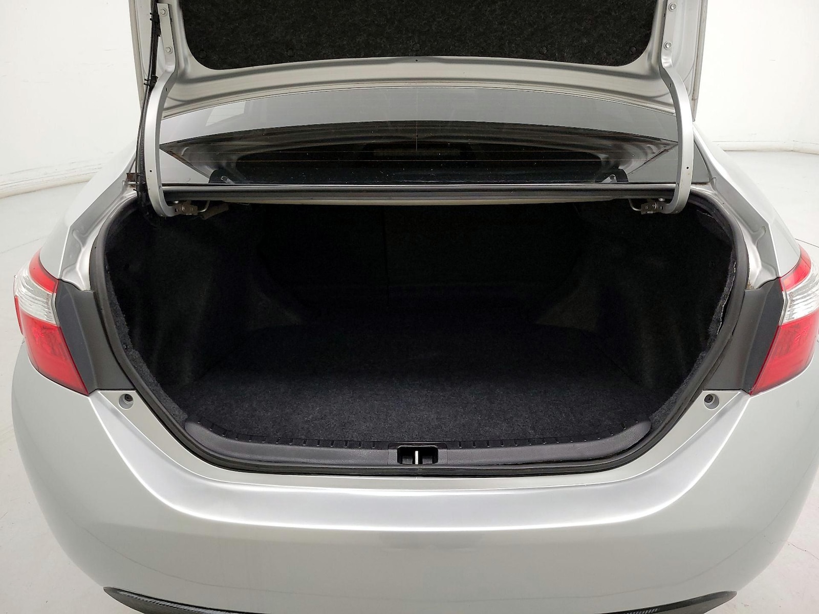 2015 Toyota Corolla S Plus - Photo 21