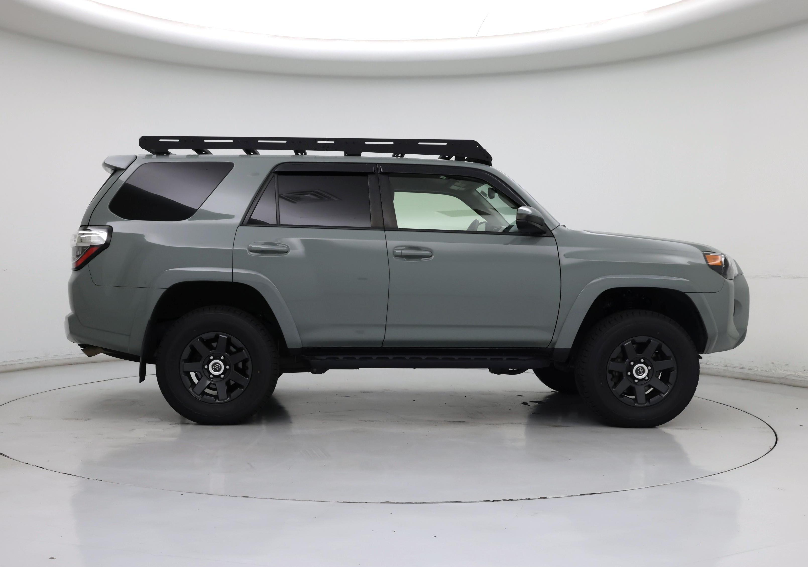Thumbnail: 2022 Toyota 4Runner - 7