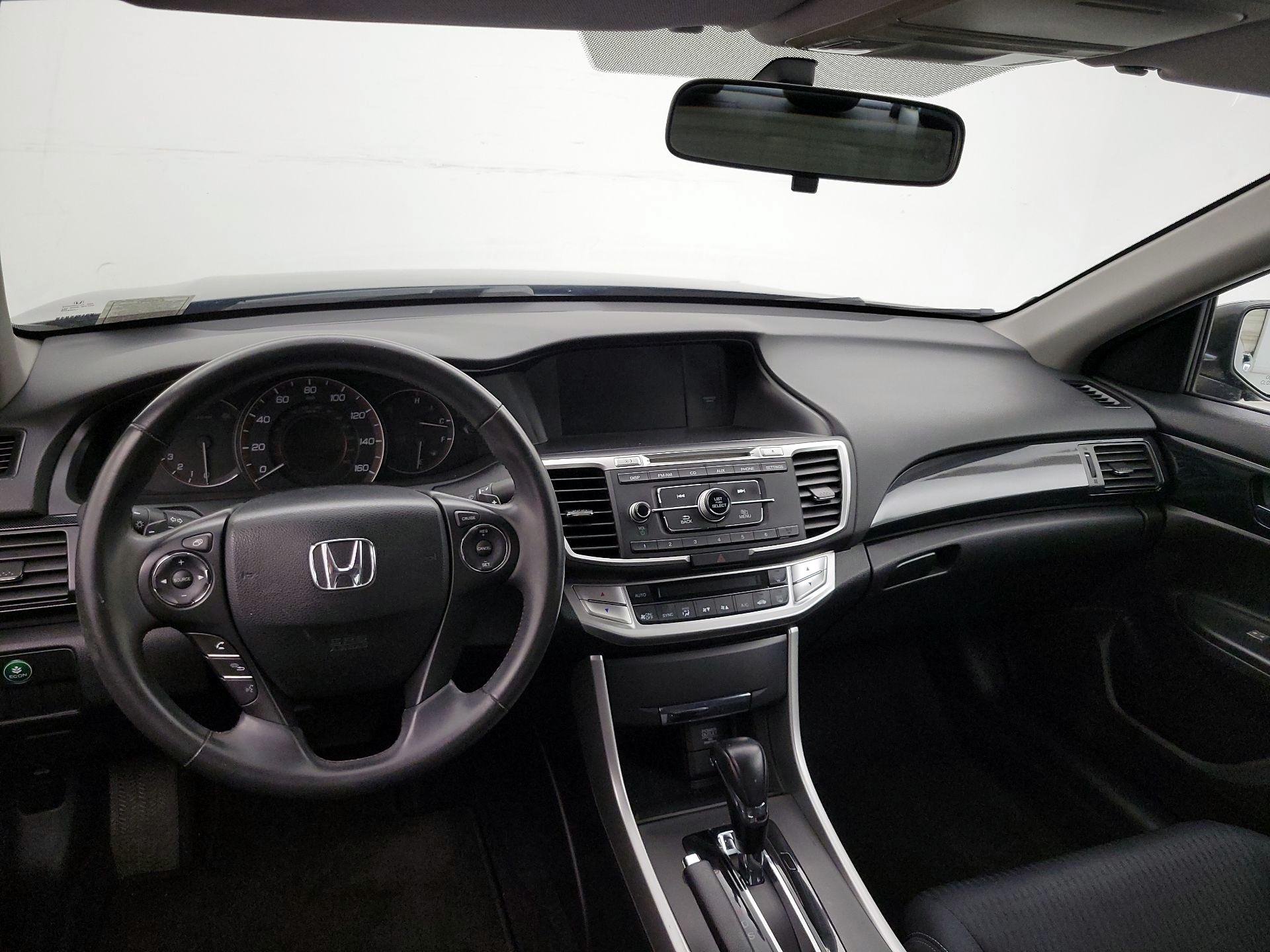 Thumbnail: 2015 Honda Accord - 9