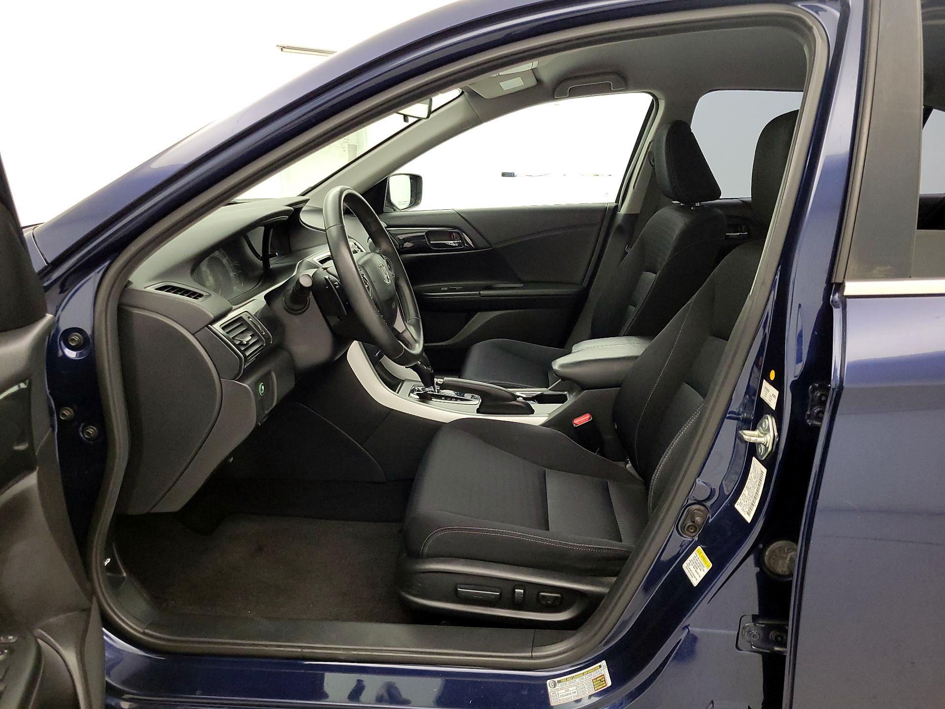 Thumbnail: 2015 Honda Accord - 11