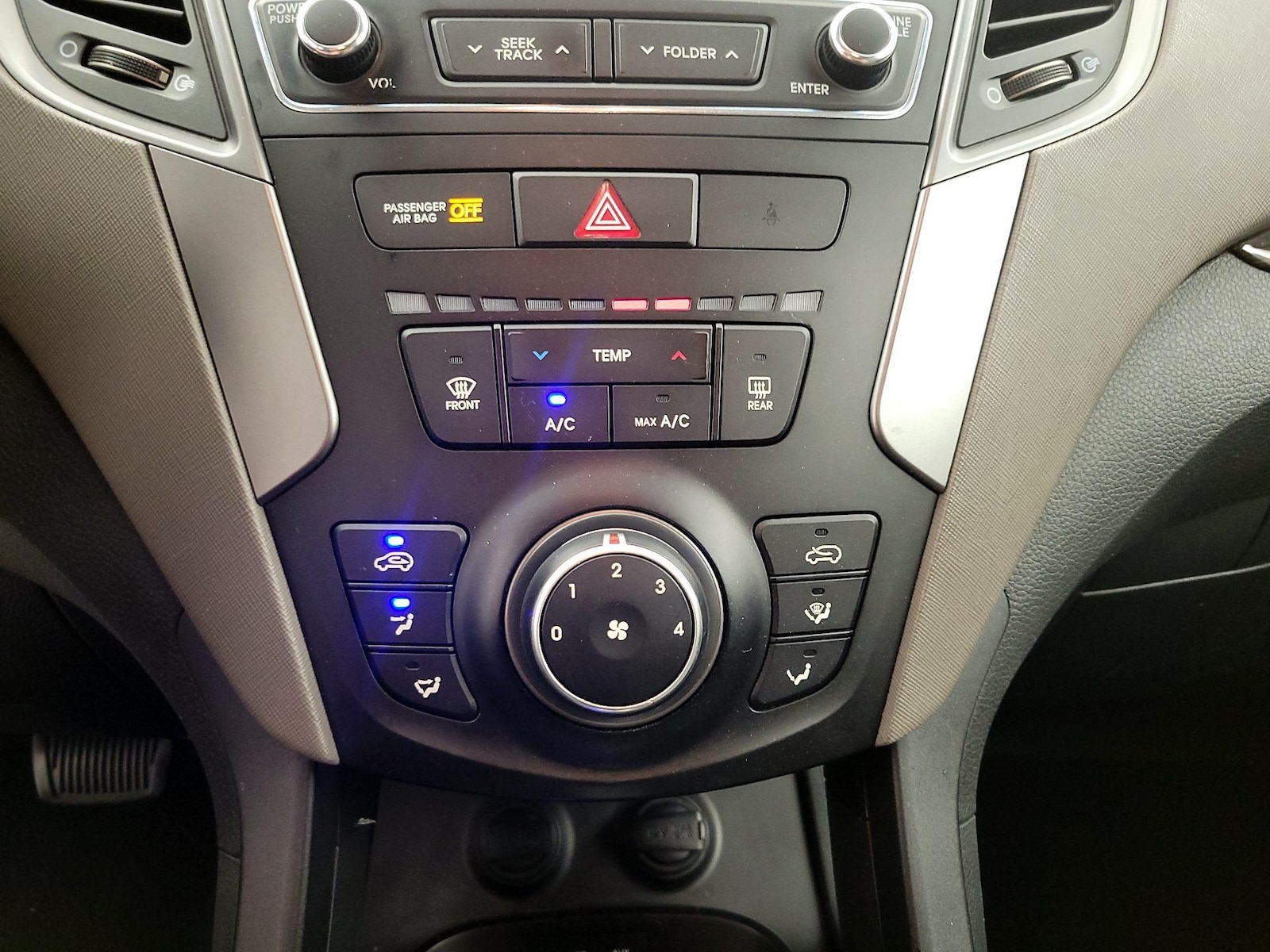 2018 Hyundai Santa Fe Sport - Photo 17