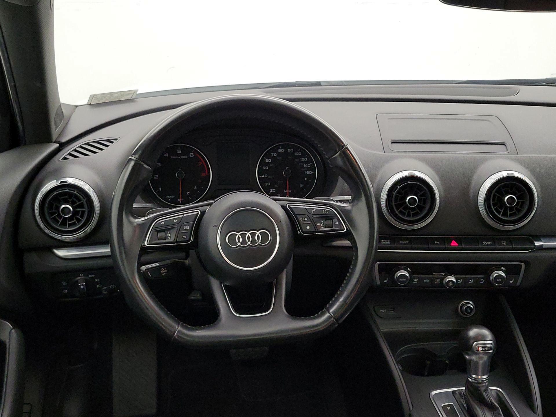 Thumbnail: 2017 Audi A3 - 10
