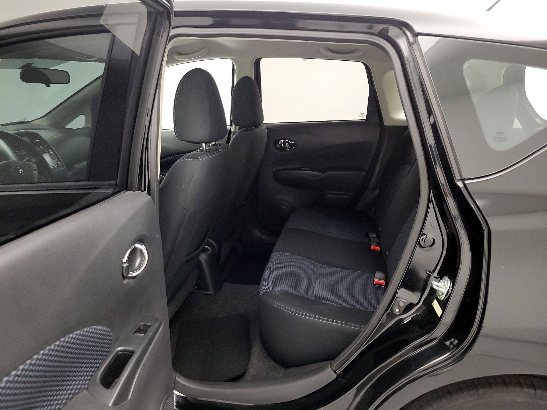 Thumbnail: 2015 Nissan Versa Note - 17
