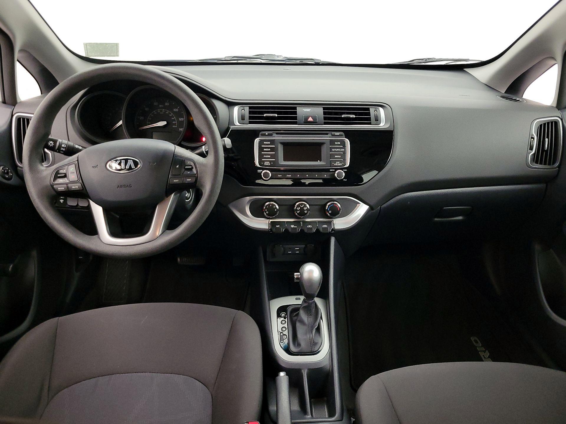 Thumbnail: 2017 Kia Rio - 9