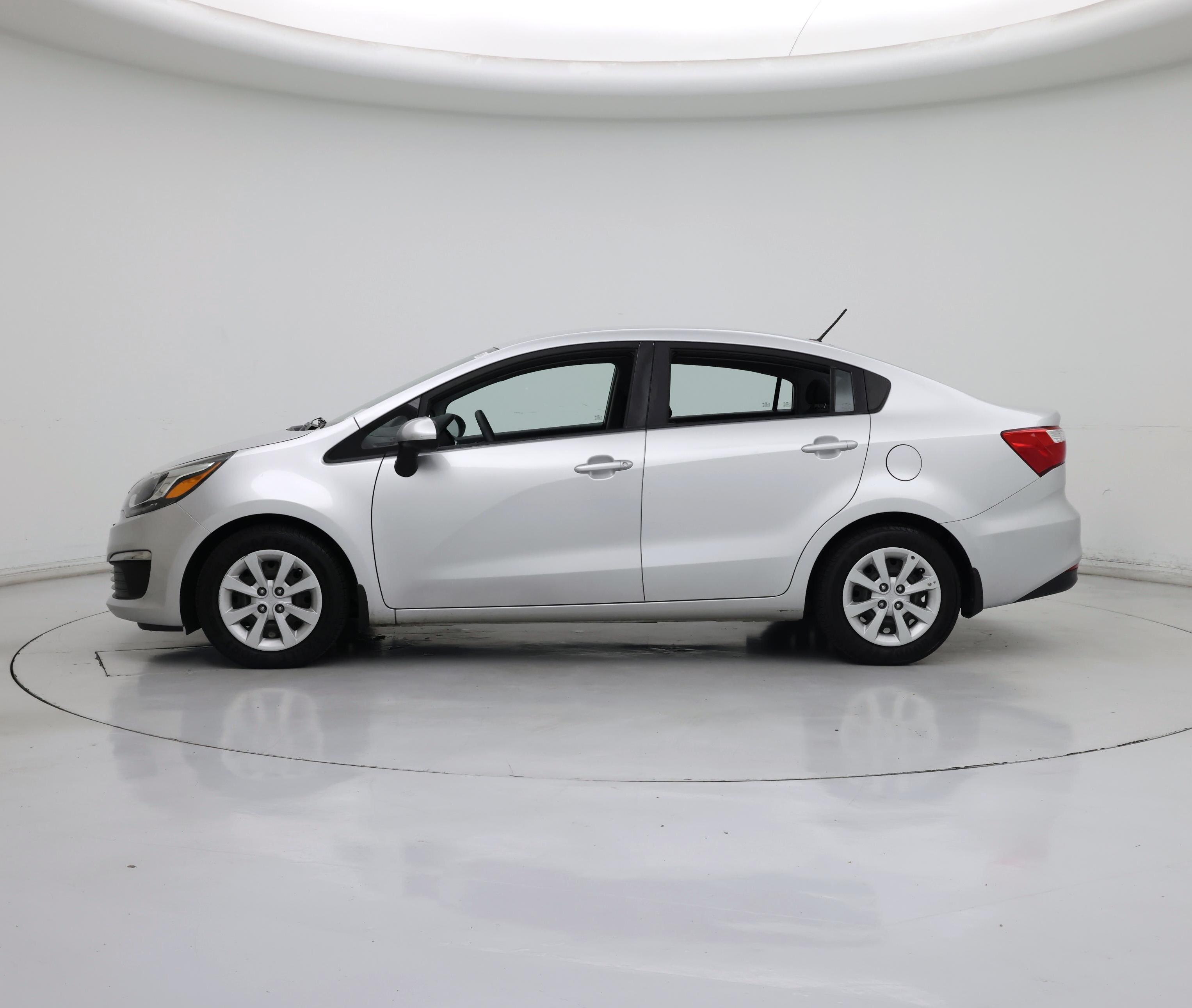 Thumbnail: 2017 Kia Rio - 3