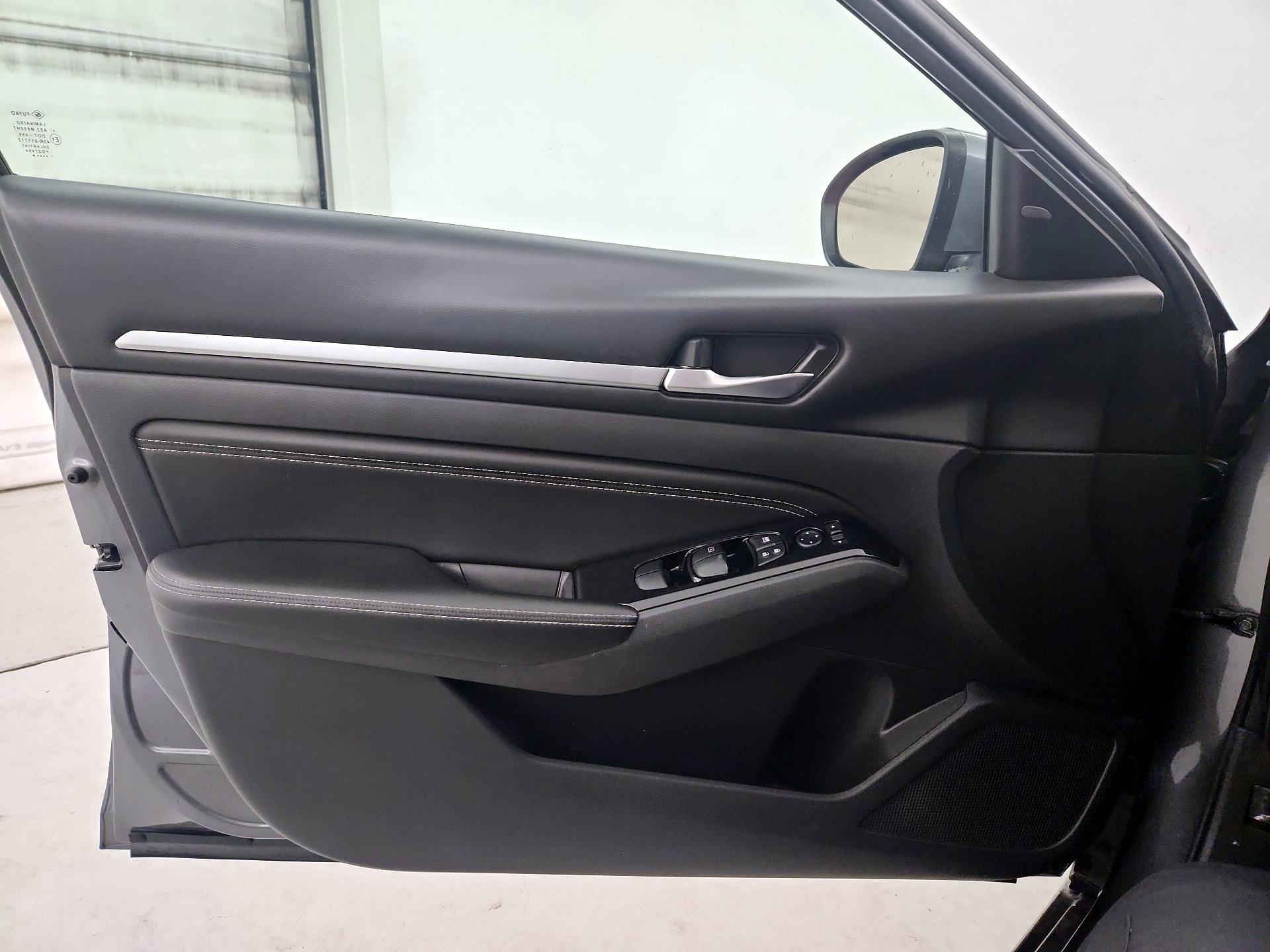 Thumbnail: 2021 Nissan Altima - 12