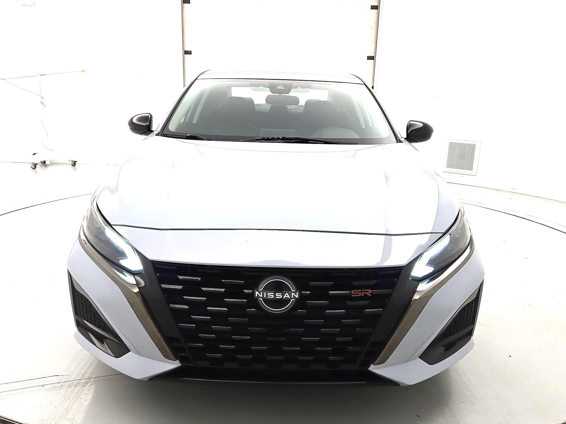 Thumbnail: 2023 Nissan Altima - 2