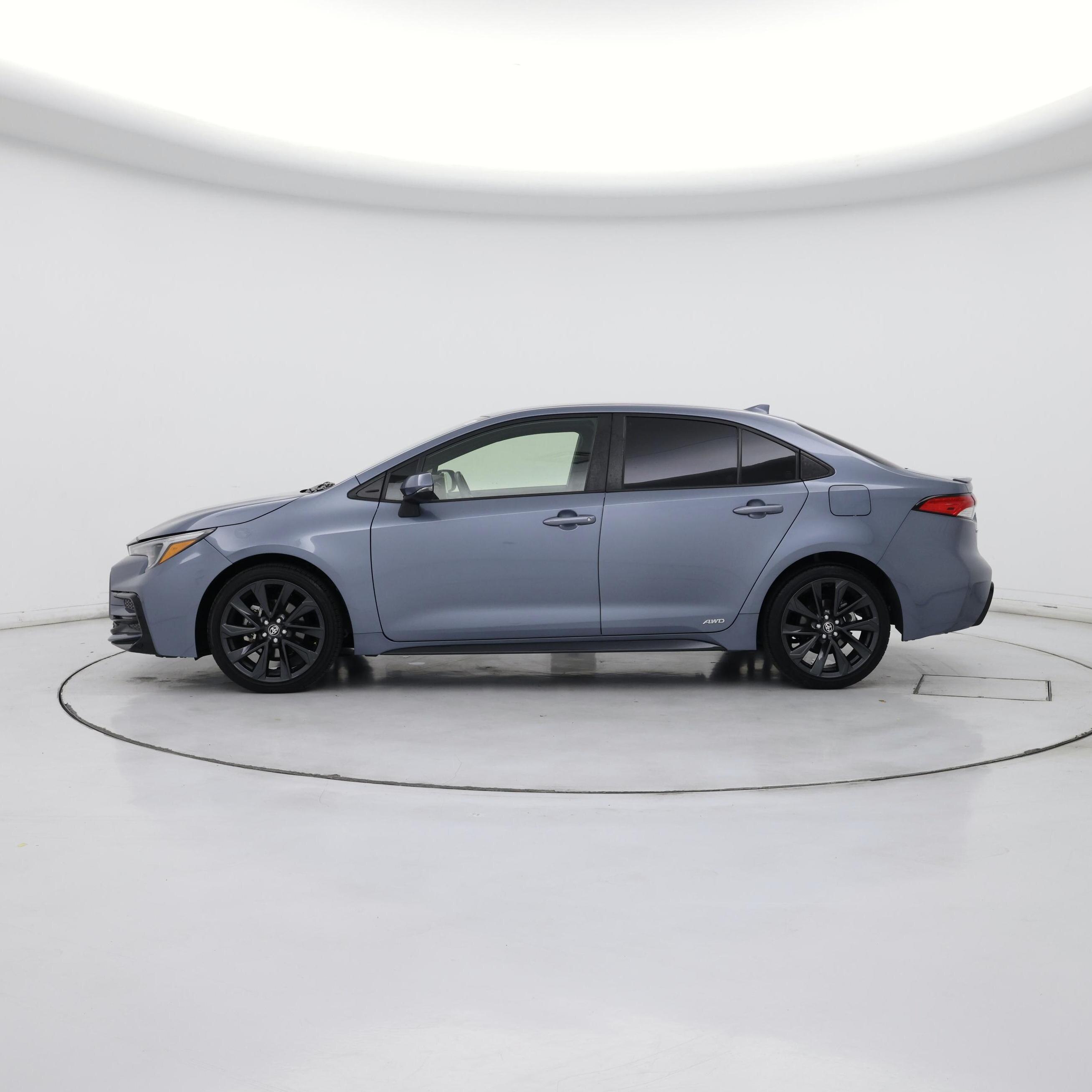 Thumbnail: 2024 Toyota Corolla - 3