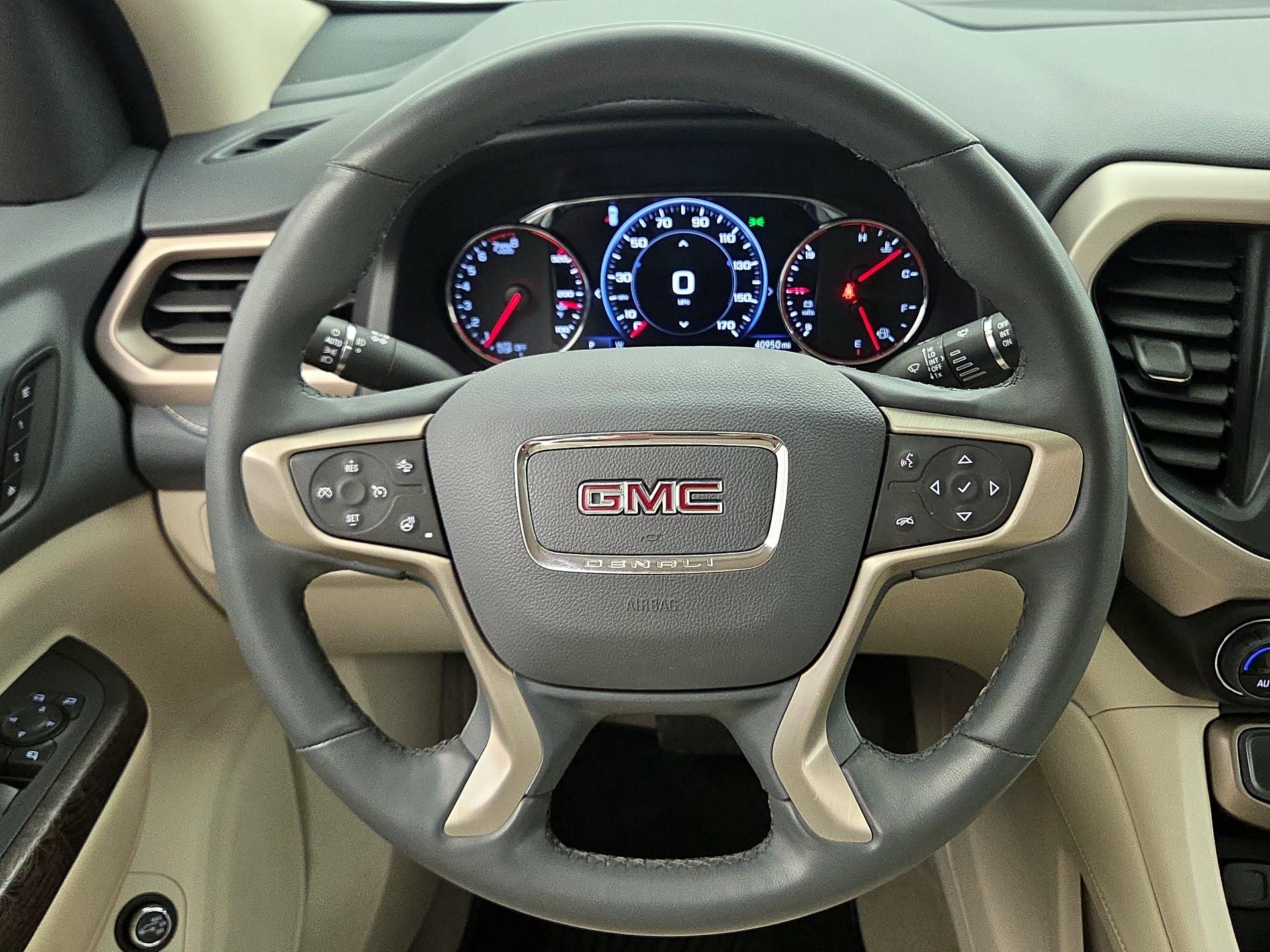 Thumbnail: 2023 GMC Acadia - 10