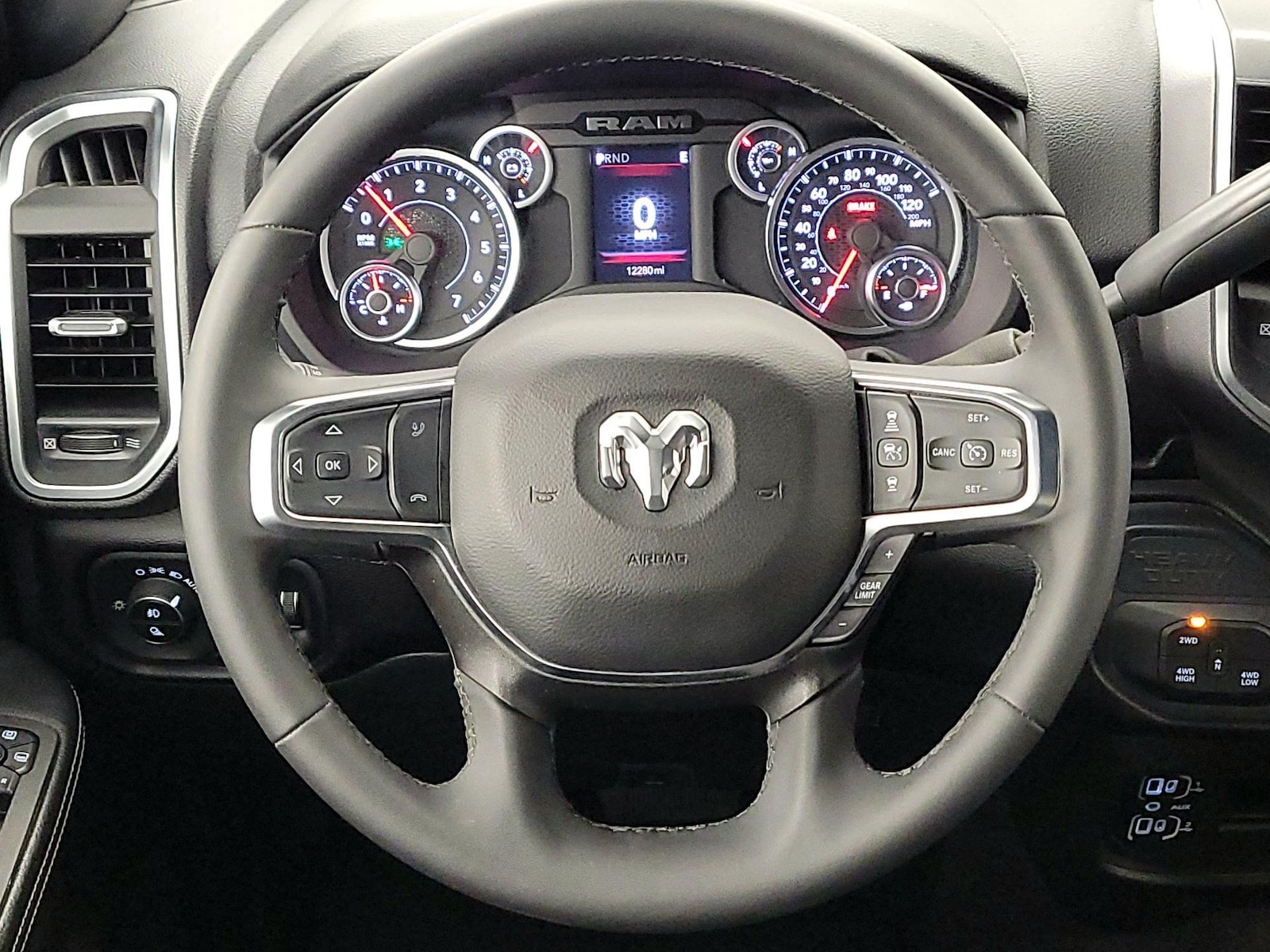 2025 RAM Ram 2500 Pickup Big Horn - Photo 11