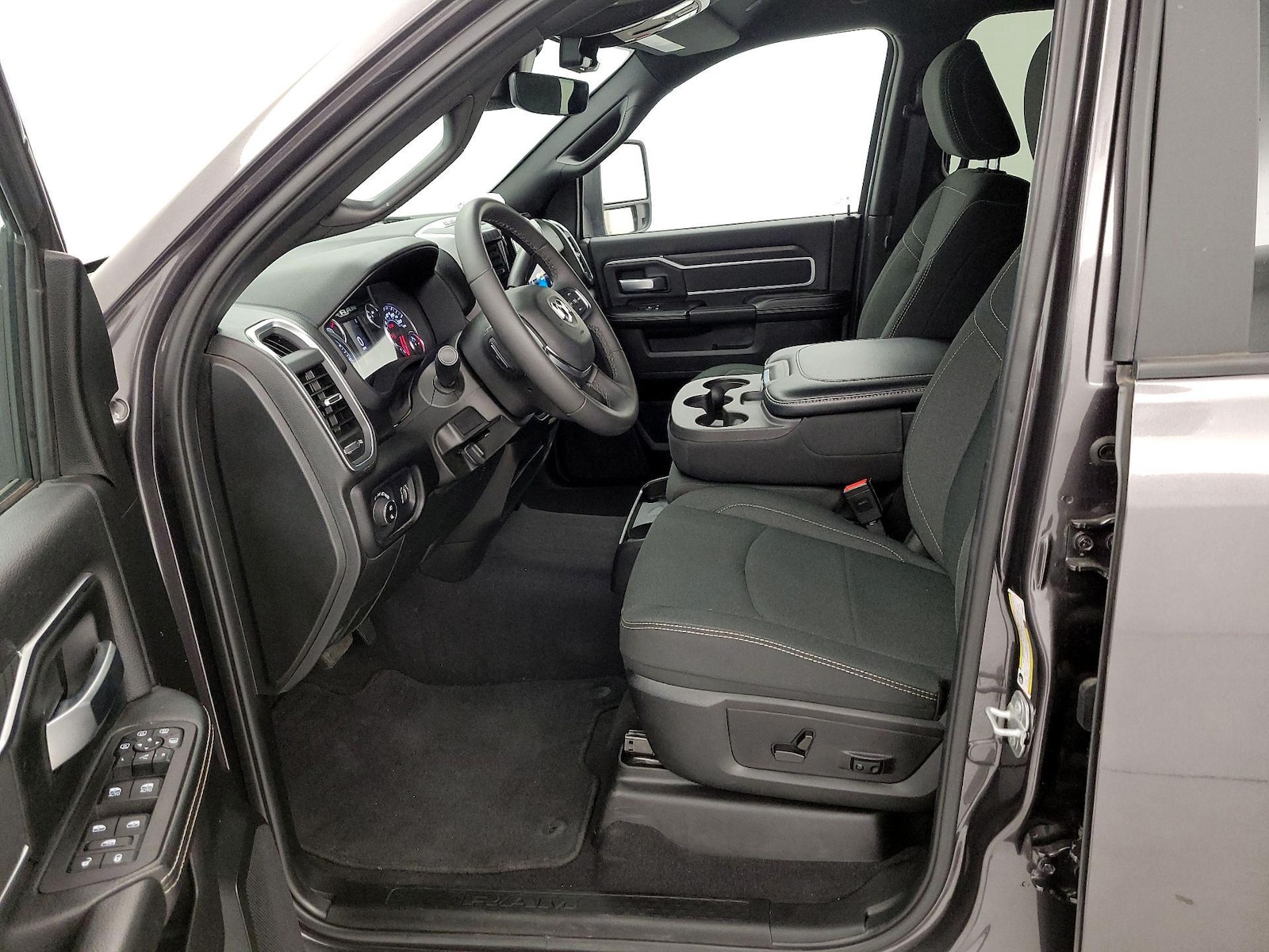 2025 RAM Ram 2500 Pickup Big Horn - Photo 12