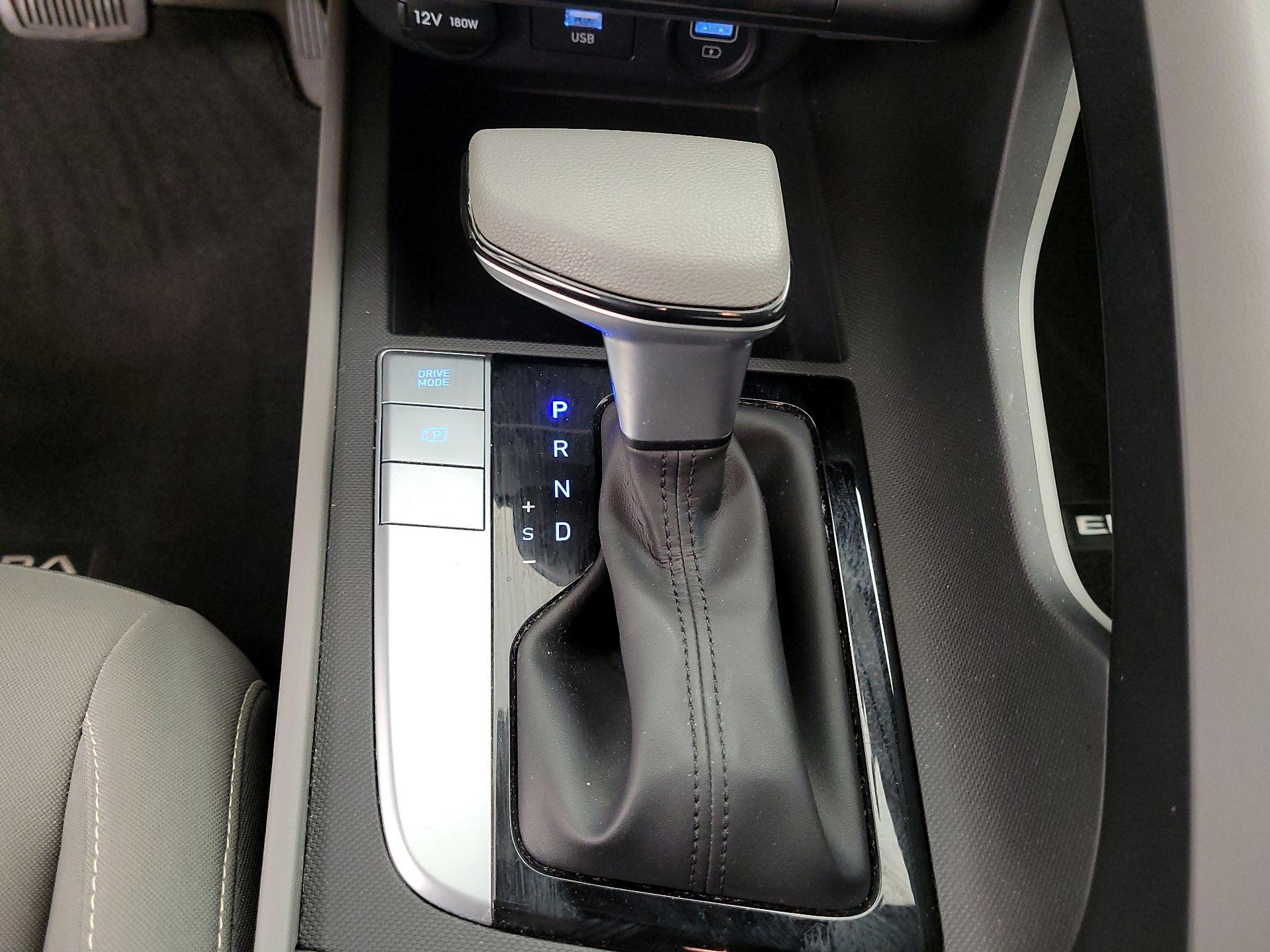 Thumbnail: 2022 Hyundai Elantra - 15