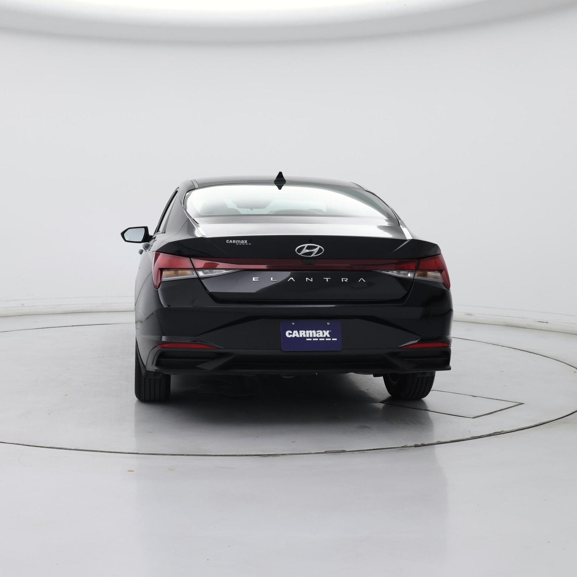 Thumbnail: 2022 Hyundai Elantra - 6