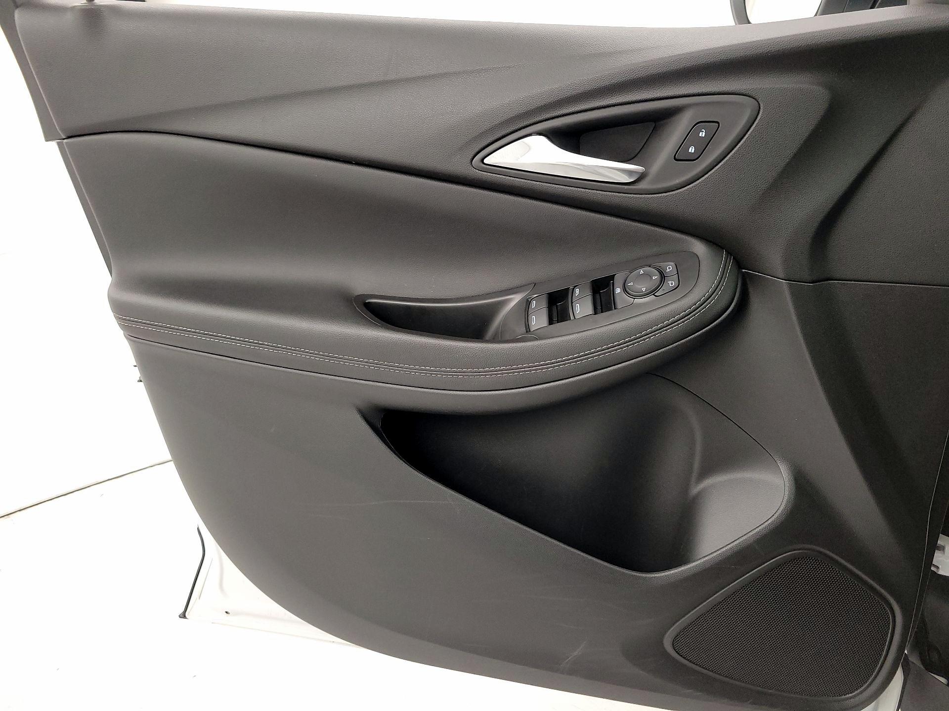 Thumbnail: 2025 Buick Encore GX - 12