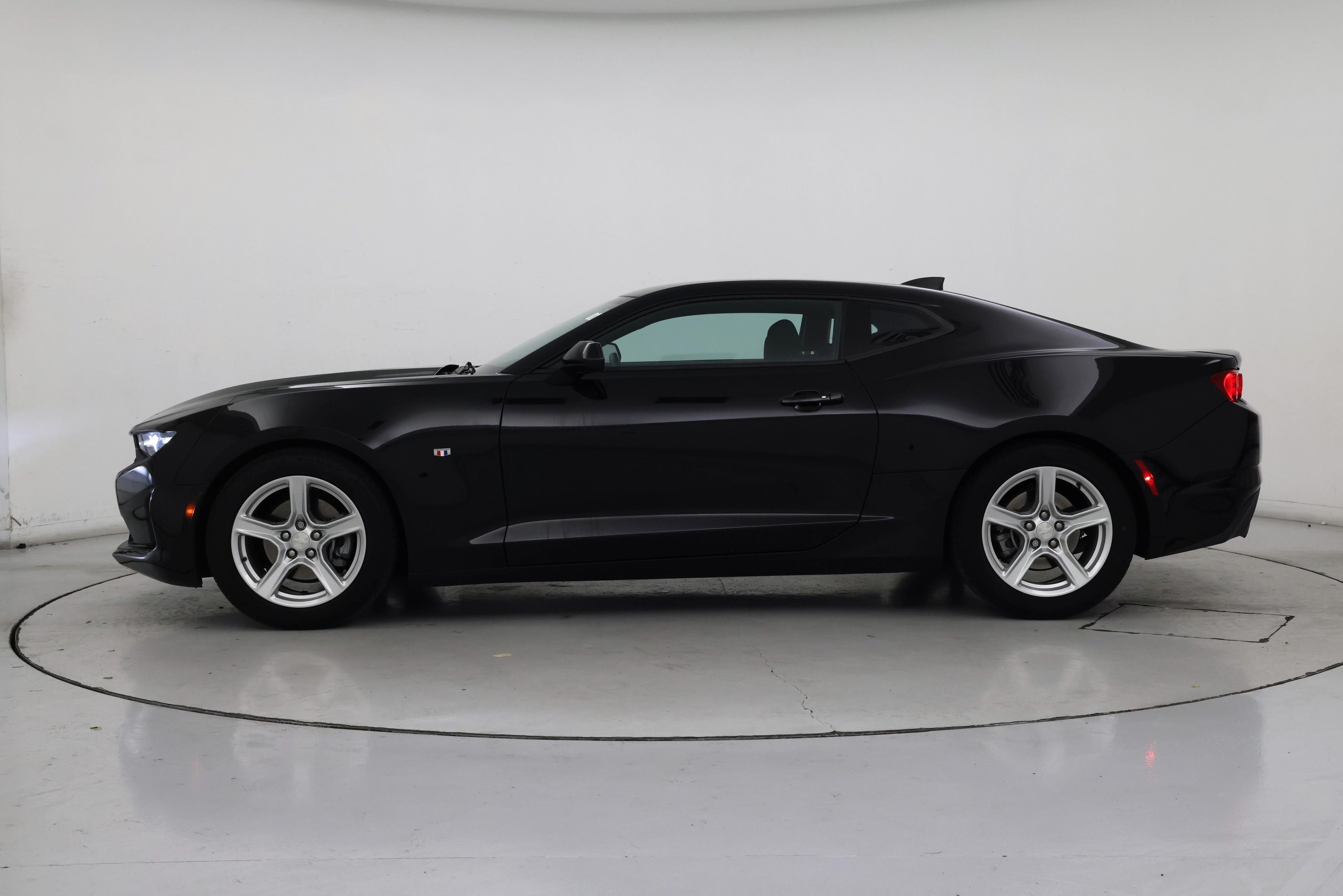 Thumbnail: 2020 Chevrolet Camaro - 3