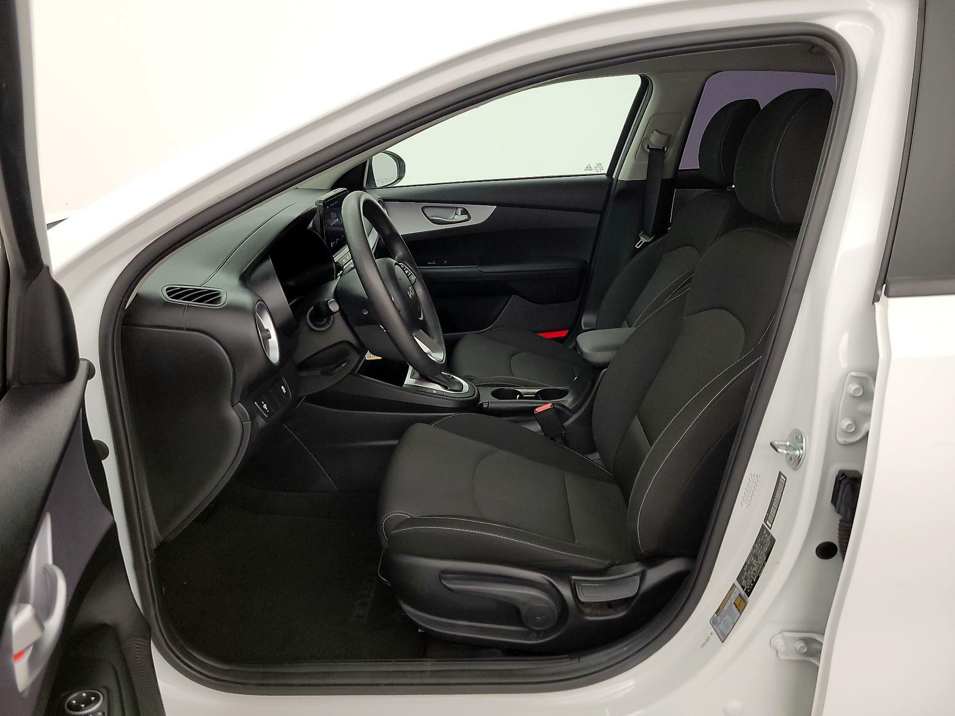Thumbnail: 2024 Kia Forte - 11