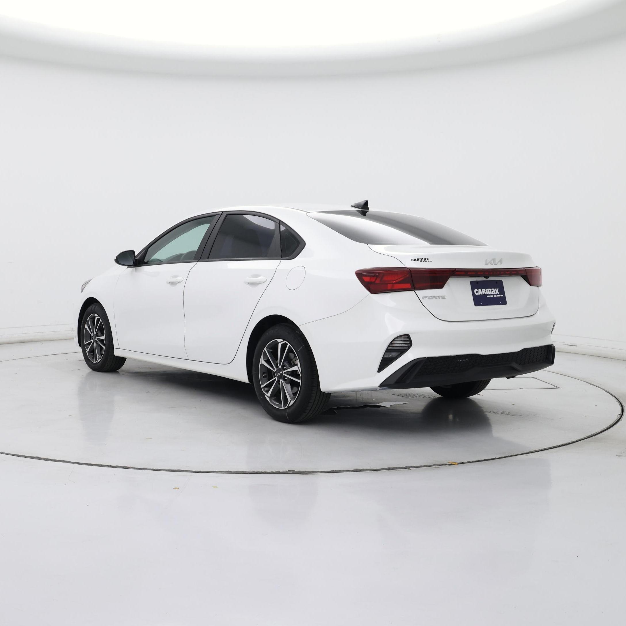 Thumbnail: 2024 Kia Forte - 2