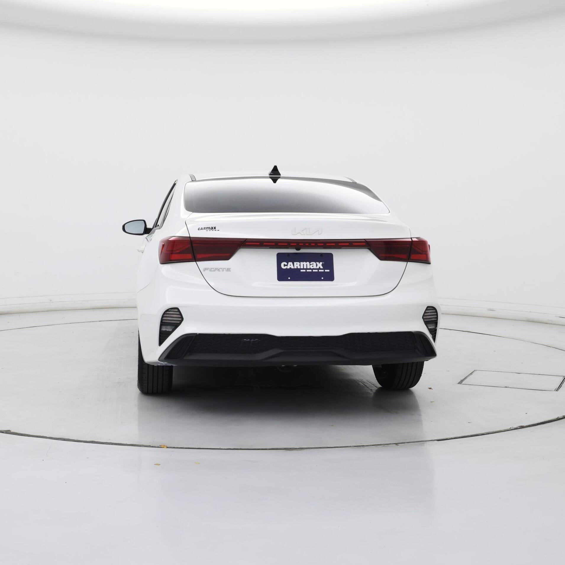 Thumbnail: 2024 Kia Forte - 6