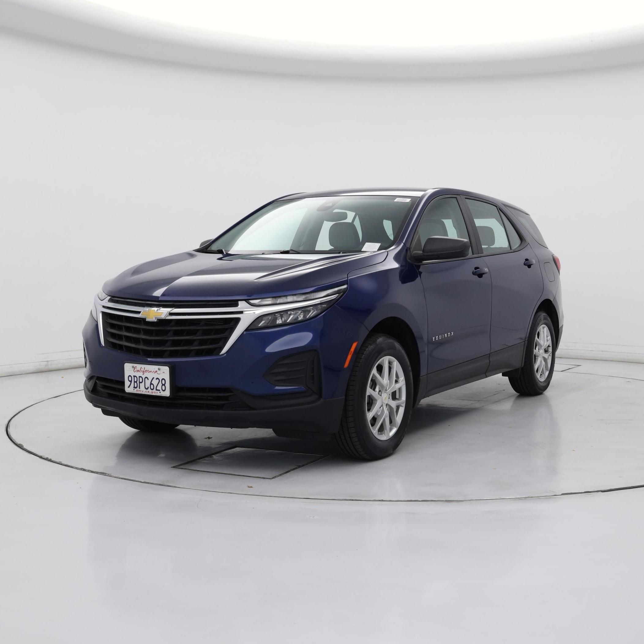 Thumbnail: 2022 Chevrolet Equinox - 4