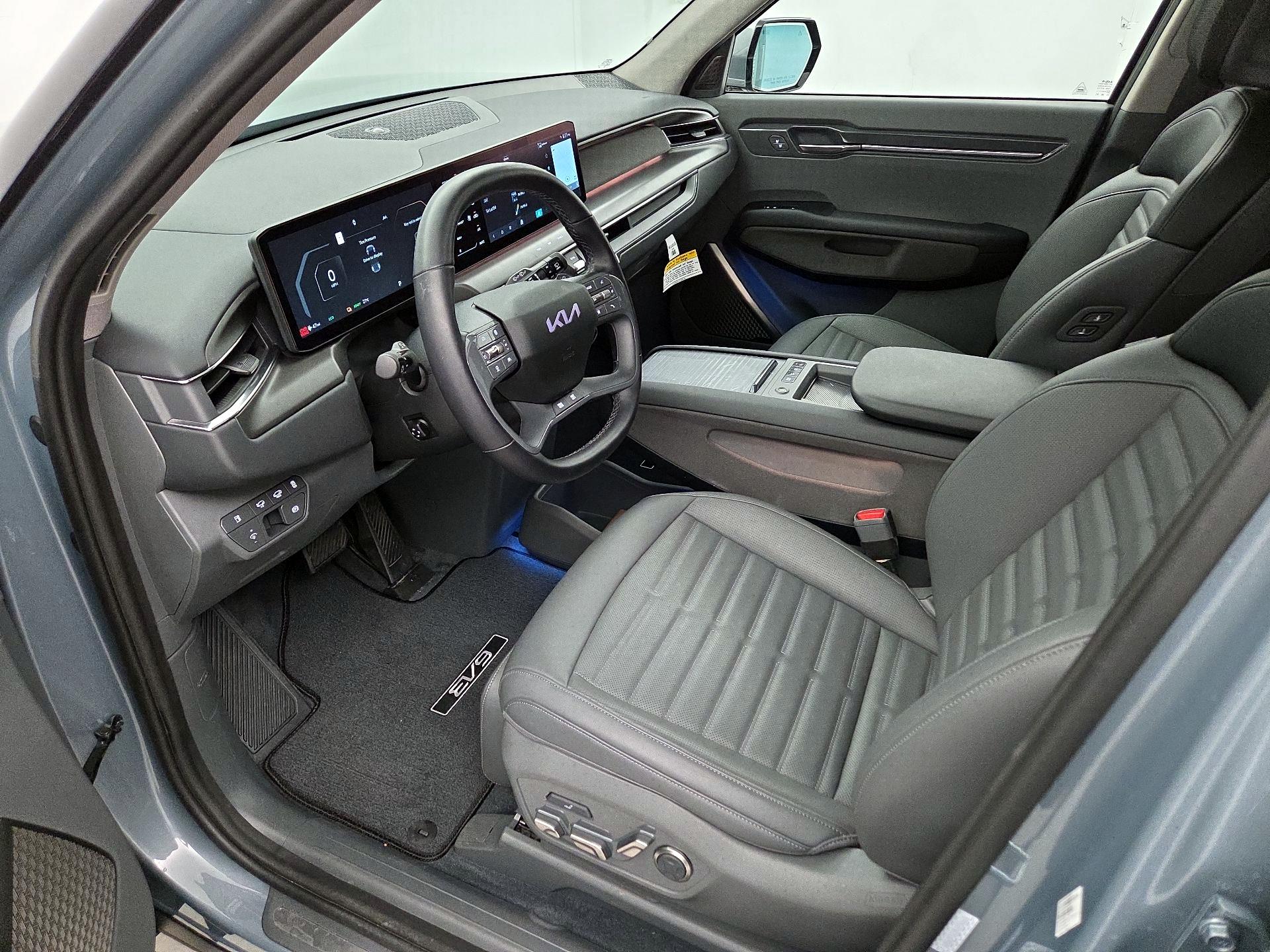 Thumbnail: 2024 Kia EV9 - 11