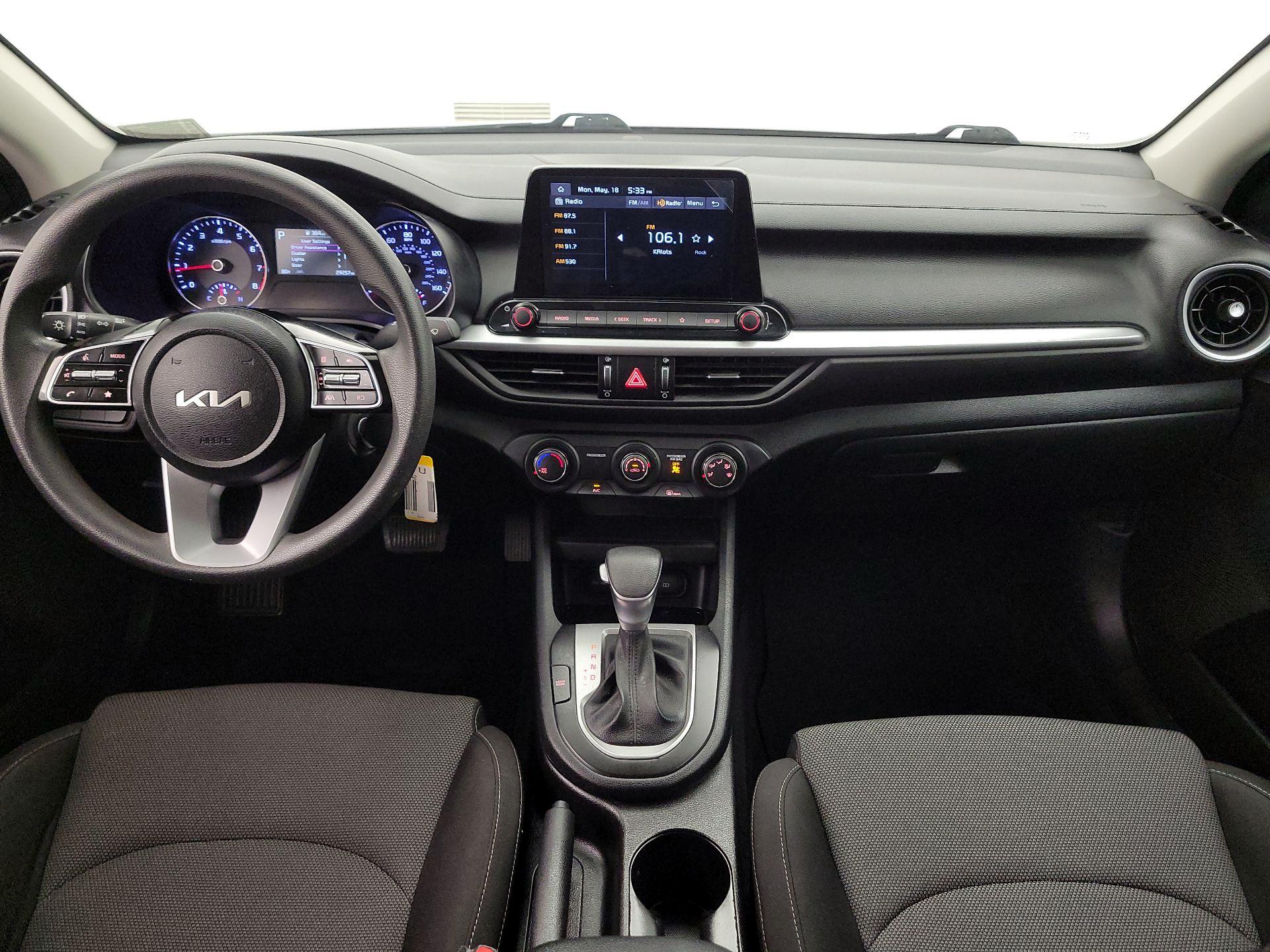 Thumbnail: 2024 Kia Forte - 9