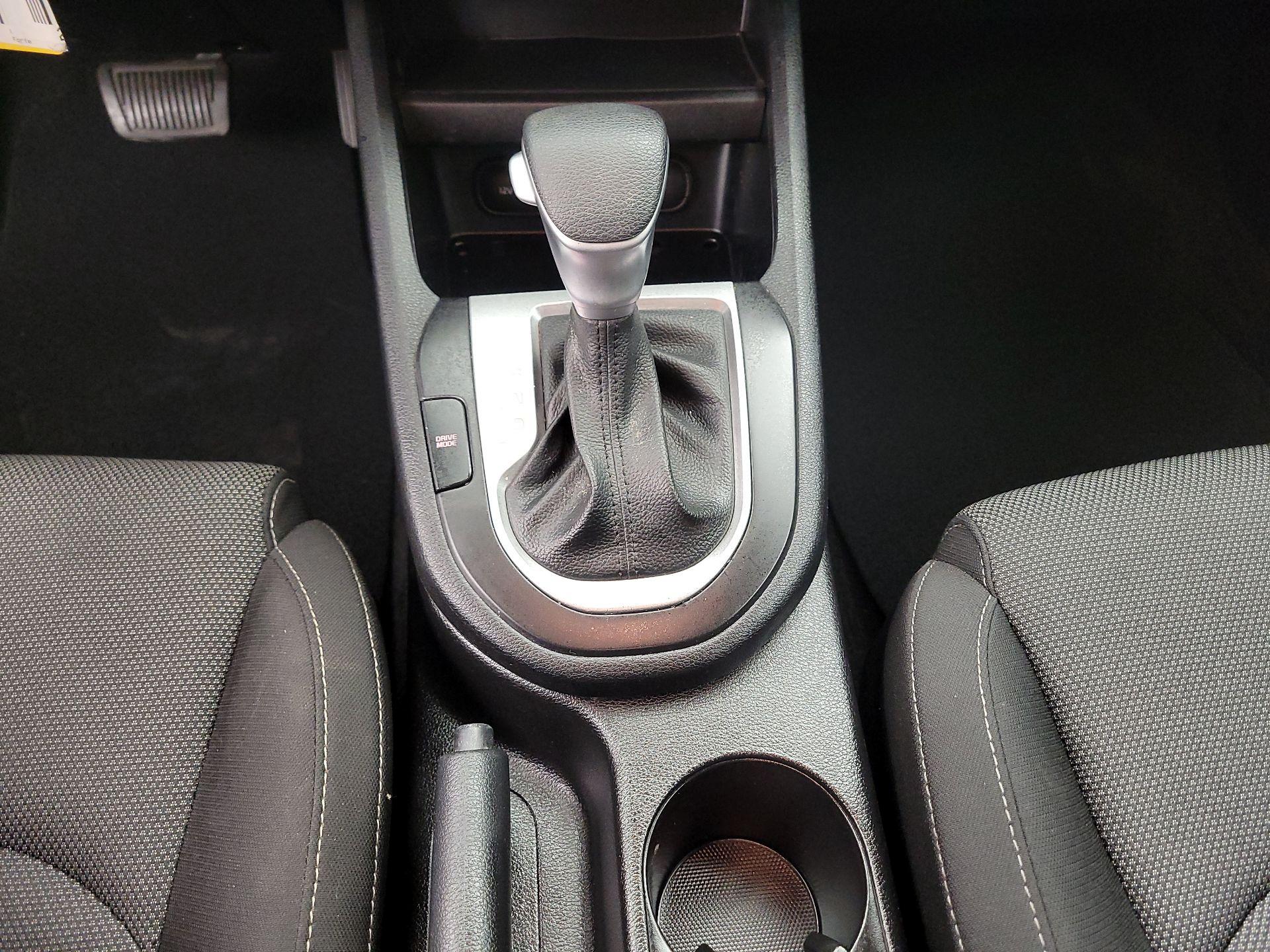 Thumbnail: 2024 Kia Forte - 17