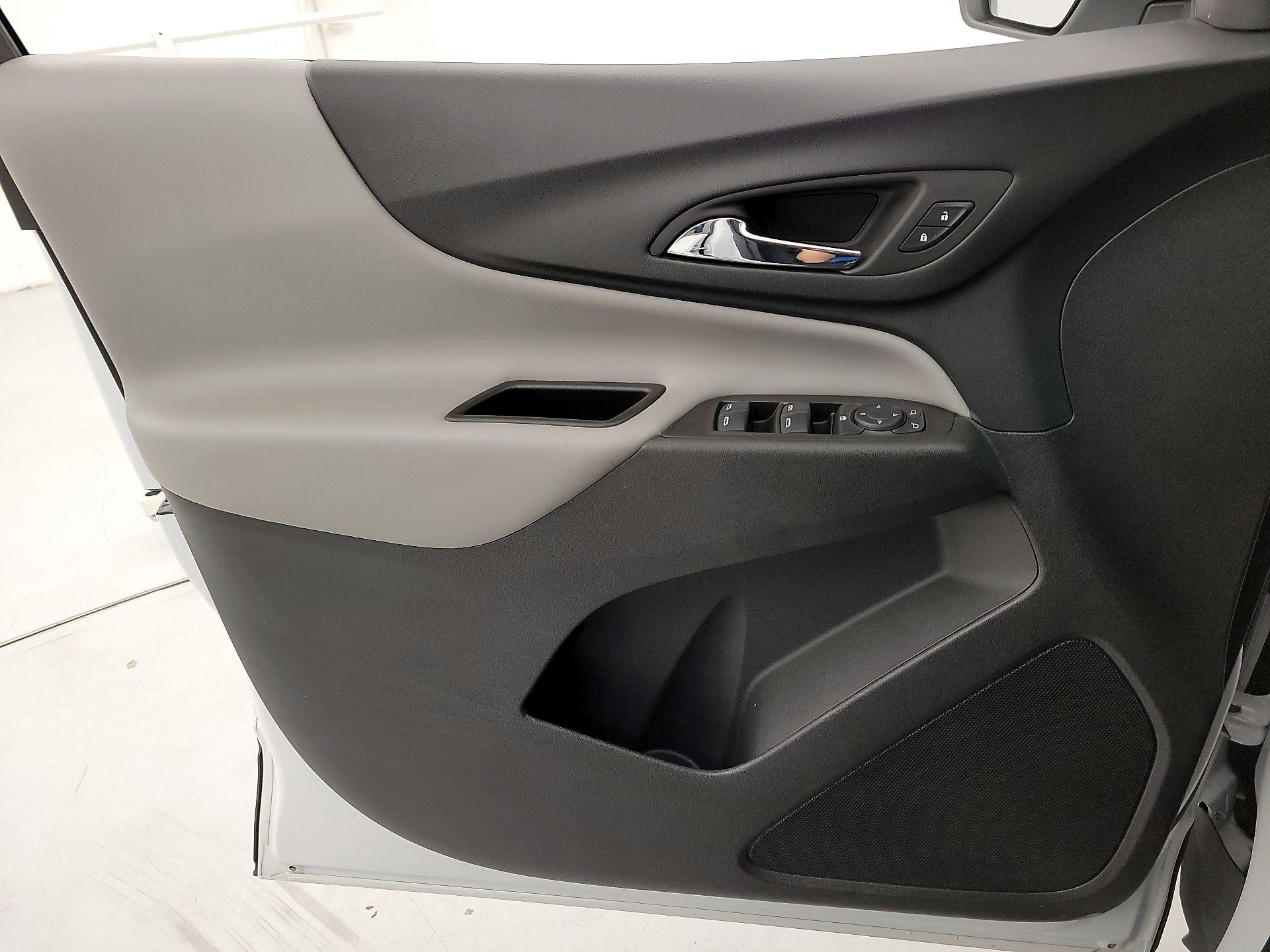 Thumbnail: 2023 Chevrolet Equinox - 12