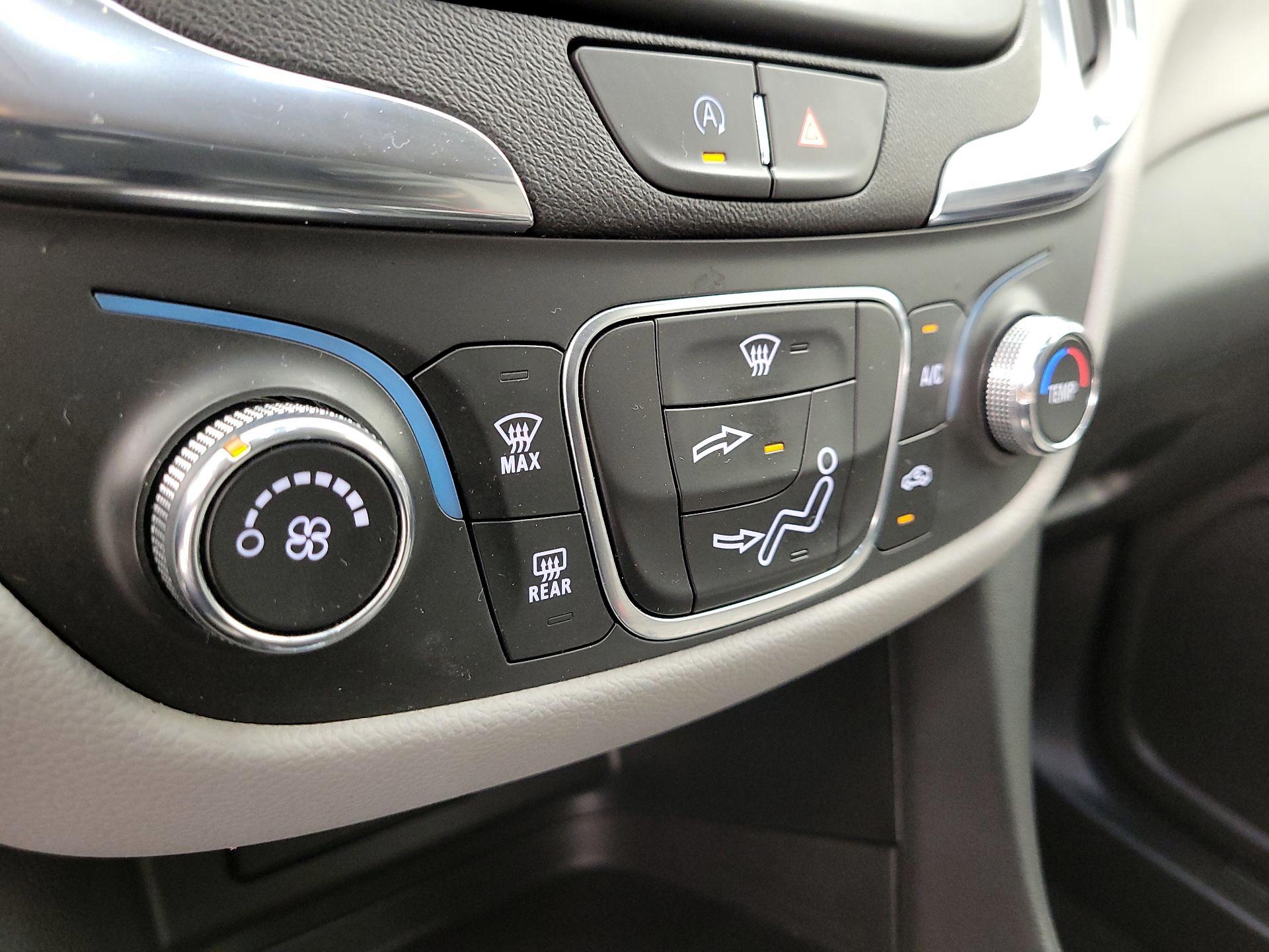 Thumbnail: 2023 Chevrolet Equinox - 16