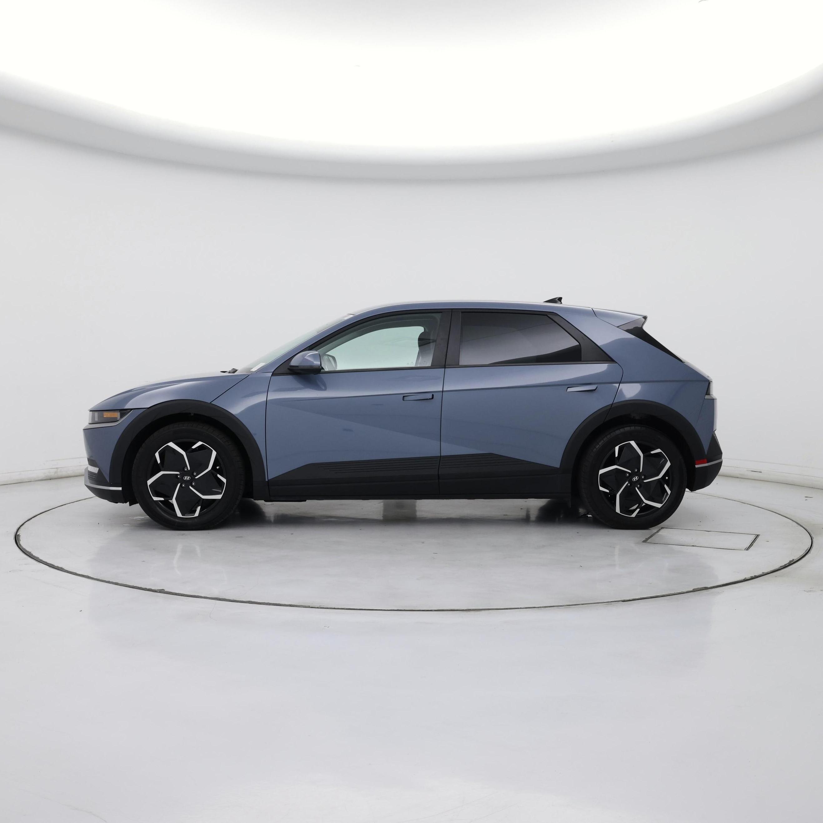 Thumbnail: 2024 Hyundai Ioniq 5 - 3
