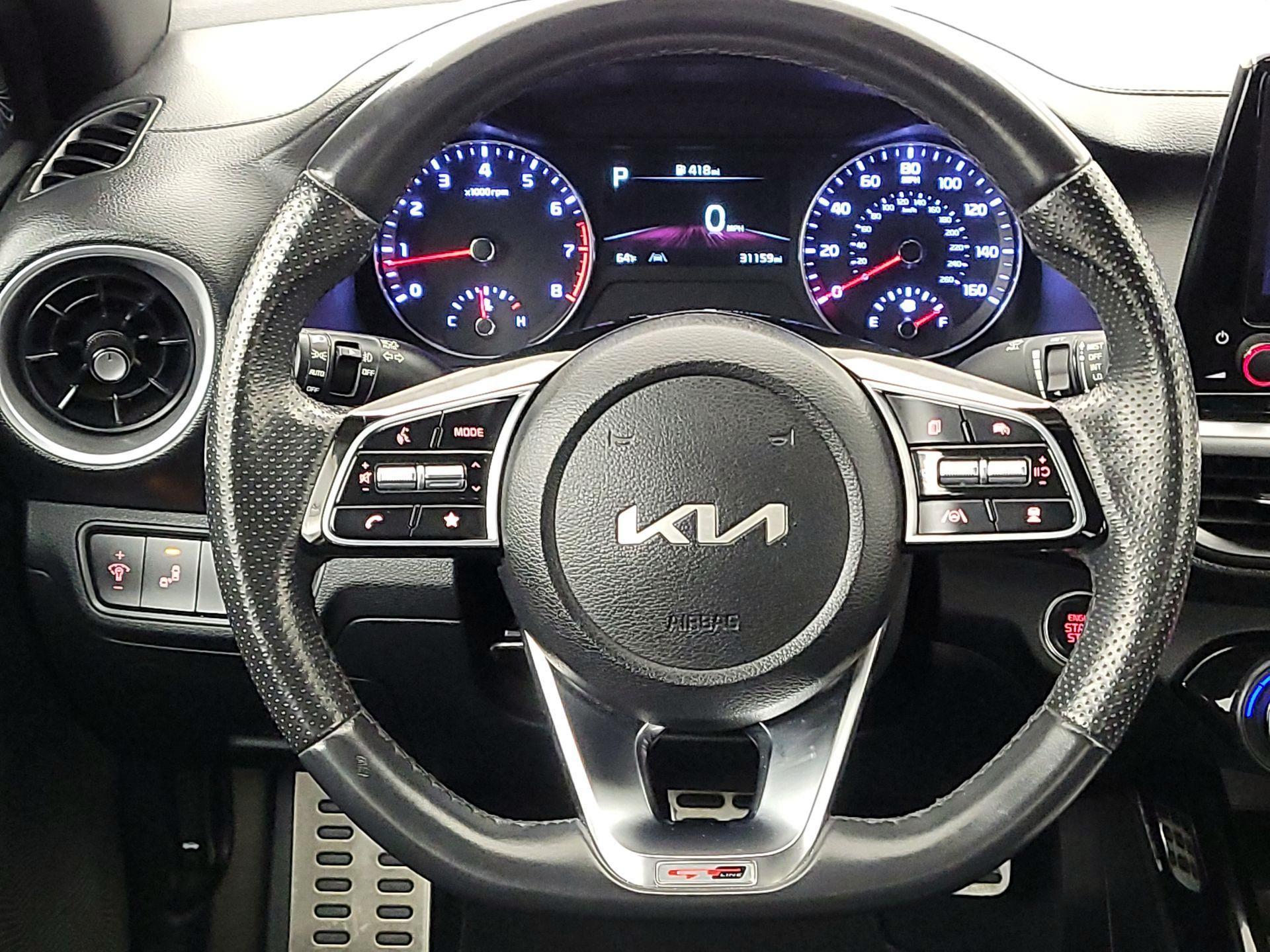 Thumbnail: 2023 Kia Forte - 10