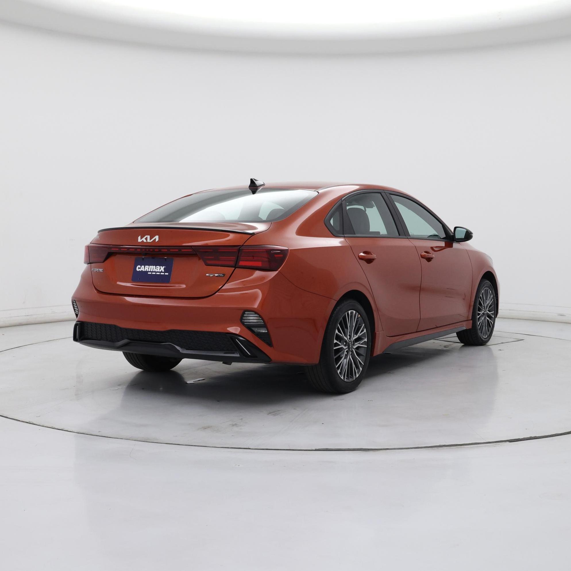 Thumbnail: 2023 Kia Forte - 8